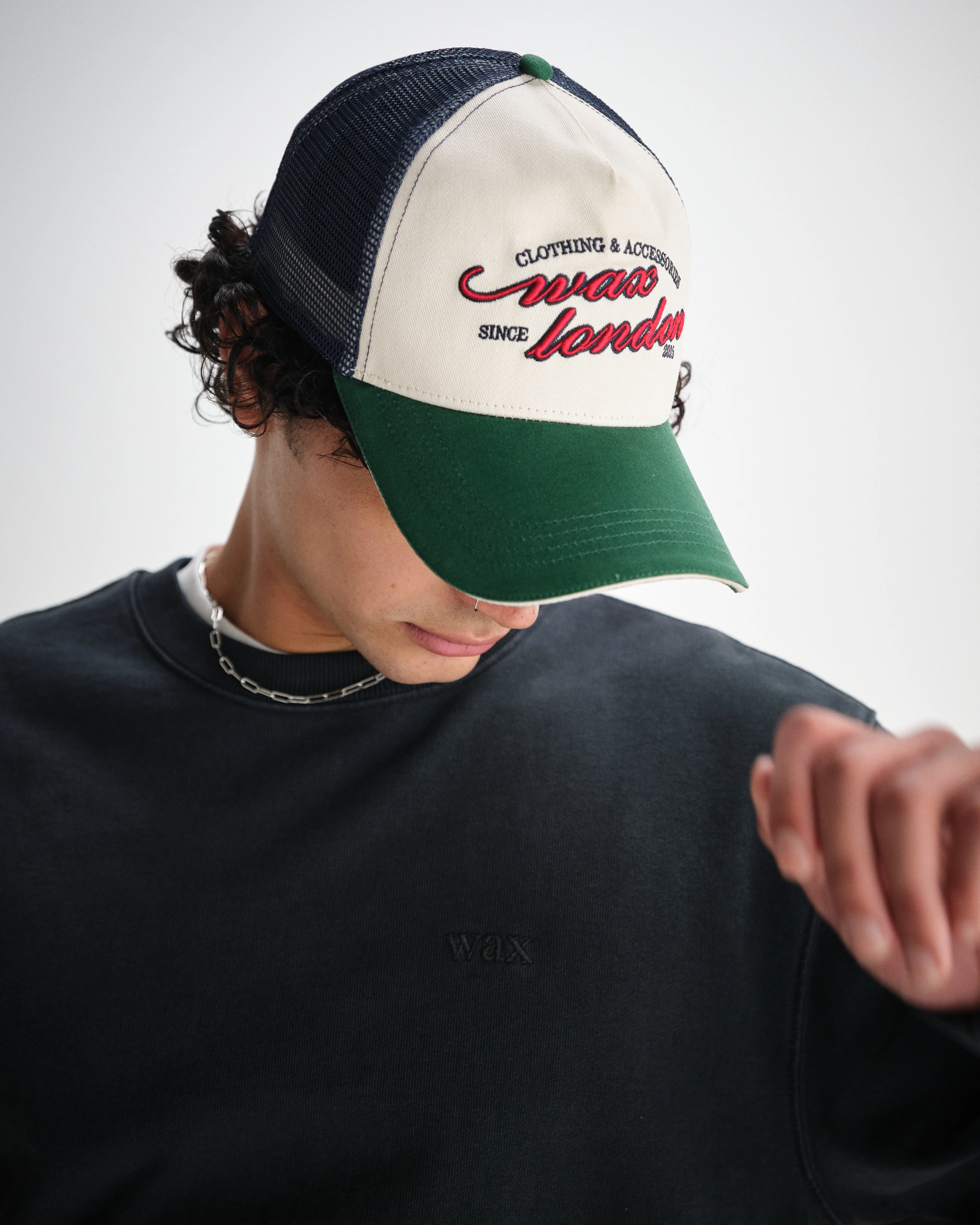 Dale - Ecru And Multicolour Script Trucker Cap - Image 2