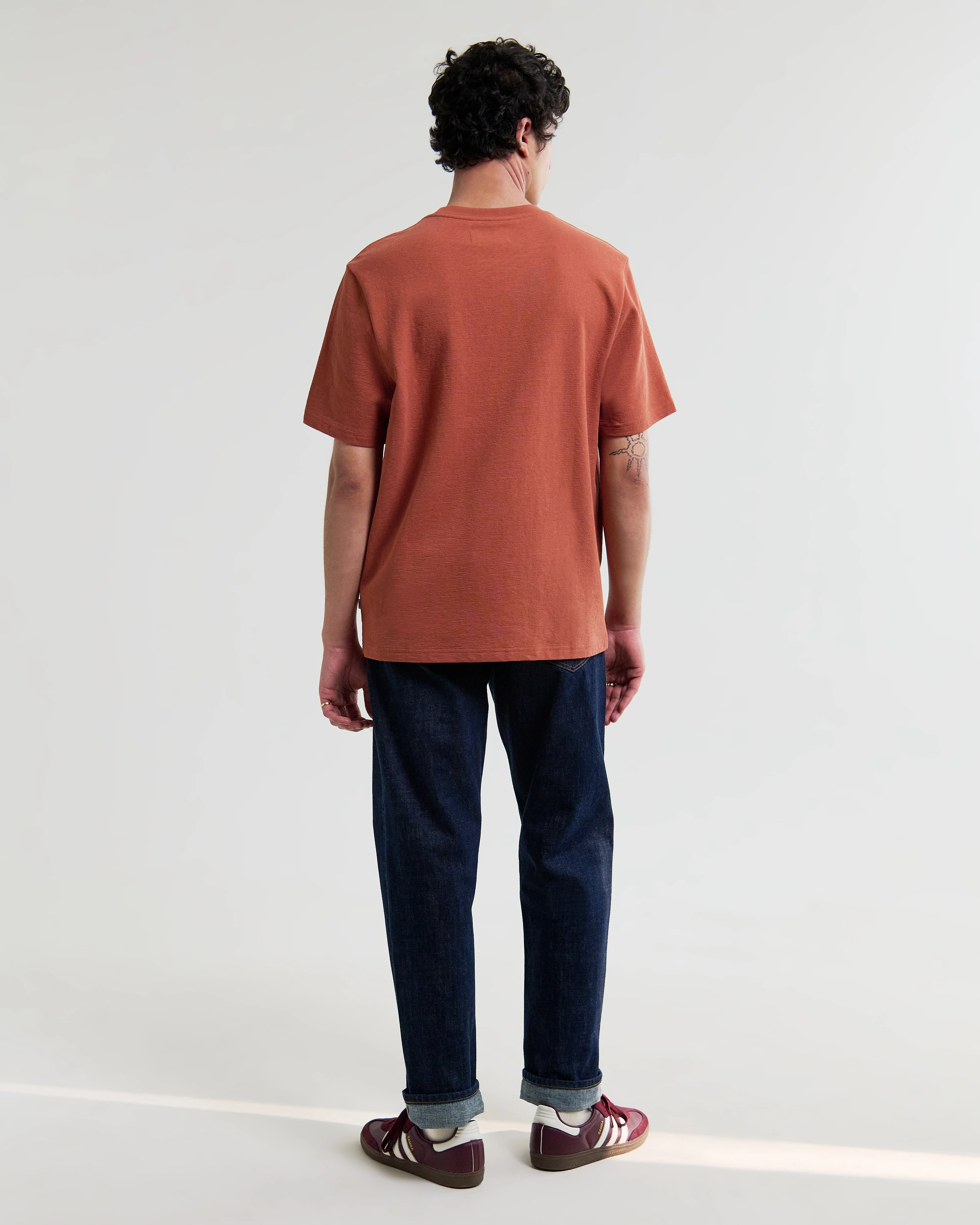 Dean - Rust Textured Organic Cotton T-Shirt - Image 6