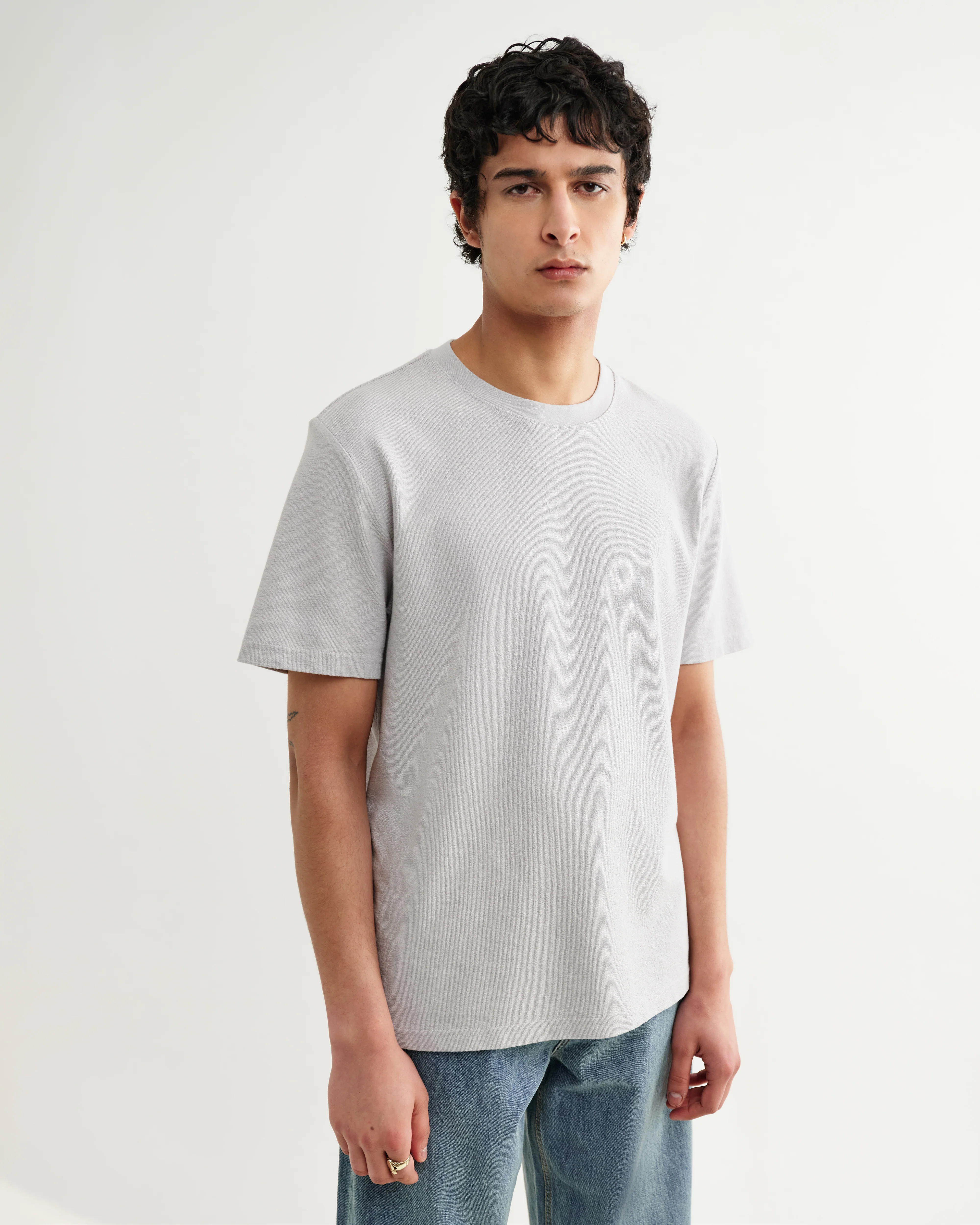 Dean - Soft Grey Textured Organic Cotton T-Shirt - Image 2