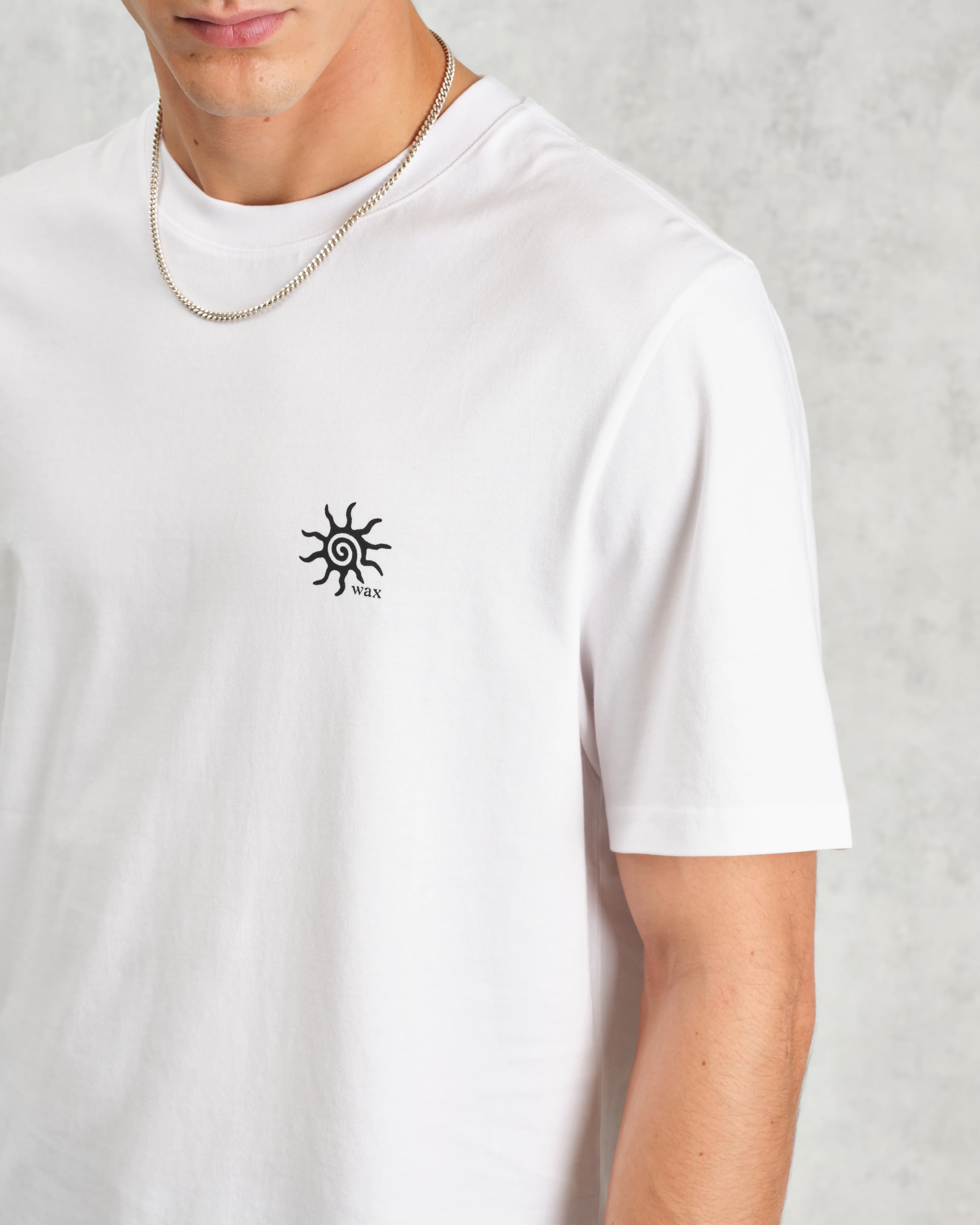 Dean - White London Postcard Graphic Organic Cotton T-Shirt - Image 4