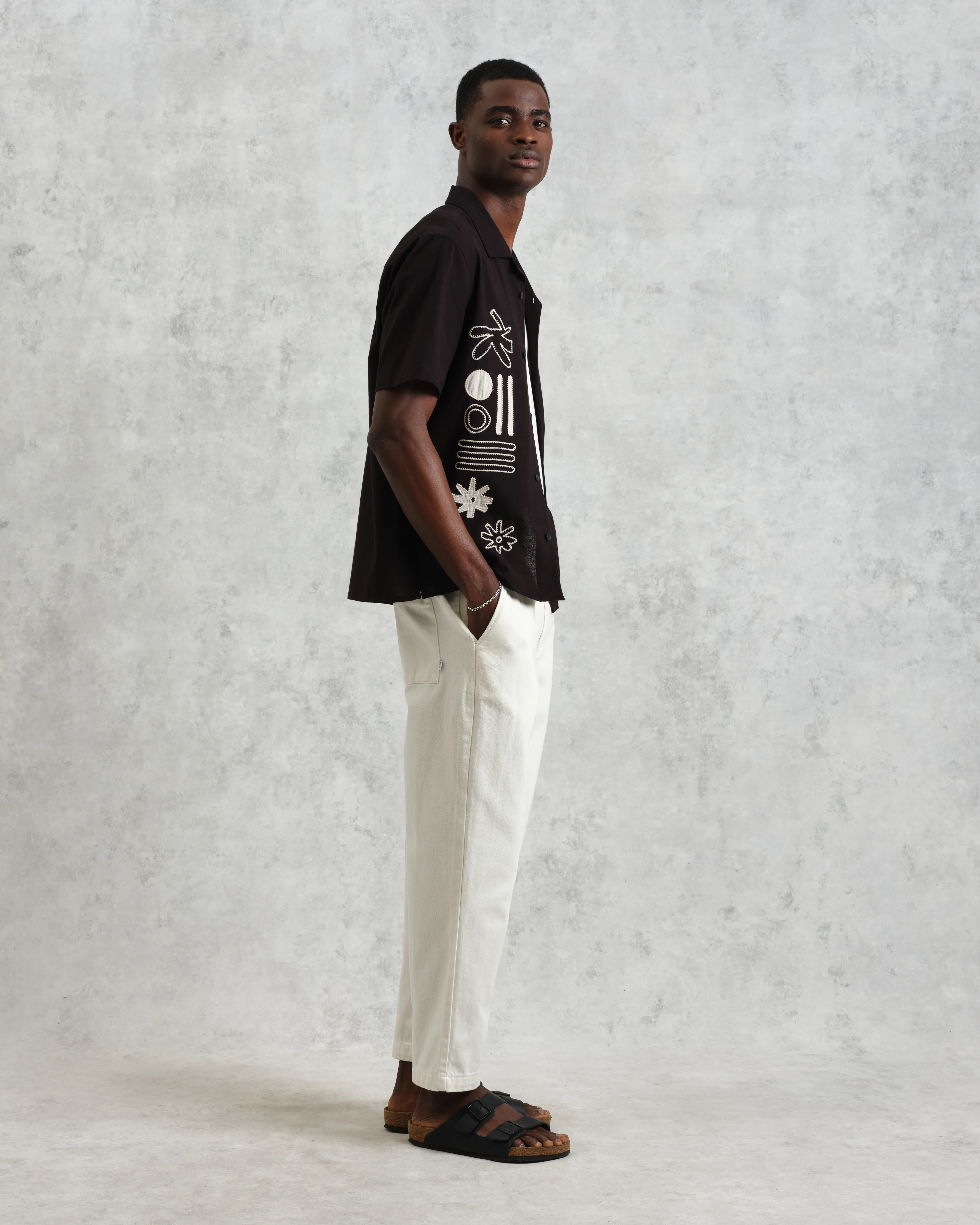 Didcot - Black And Ecru Abstract Applique Short-Sleeve Shirt - Image 6