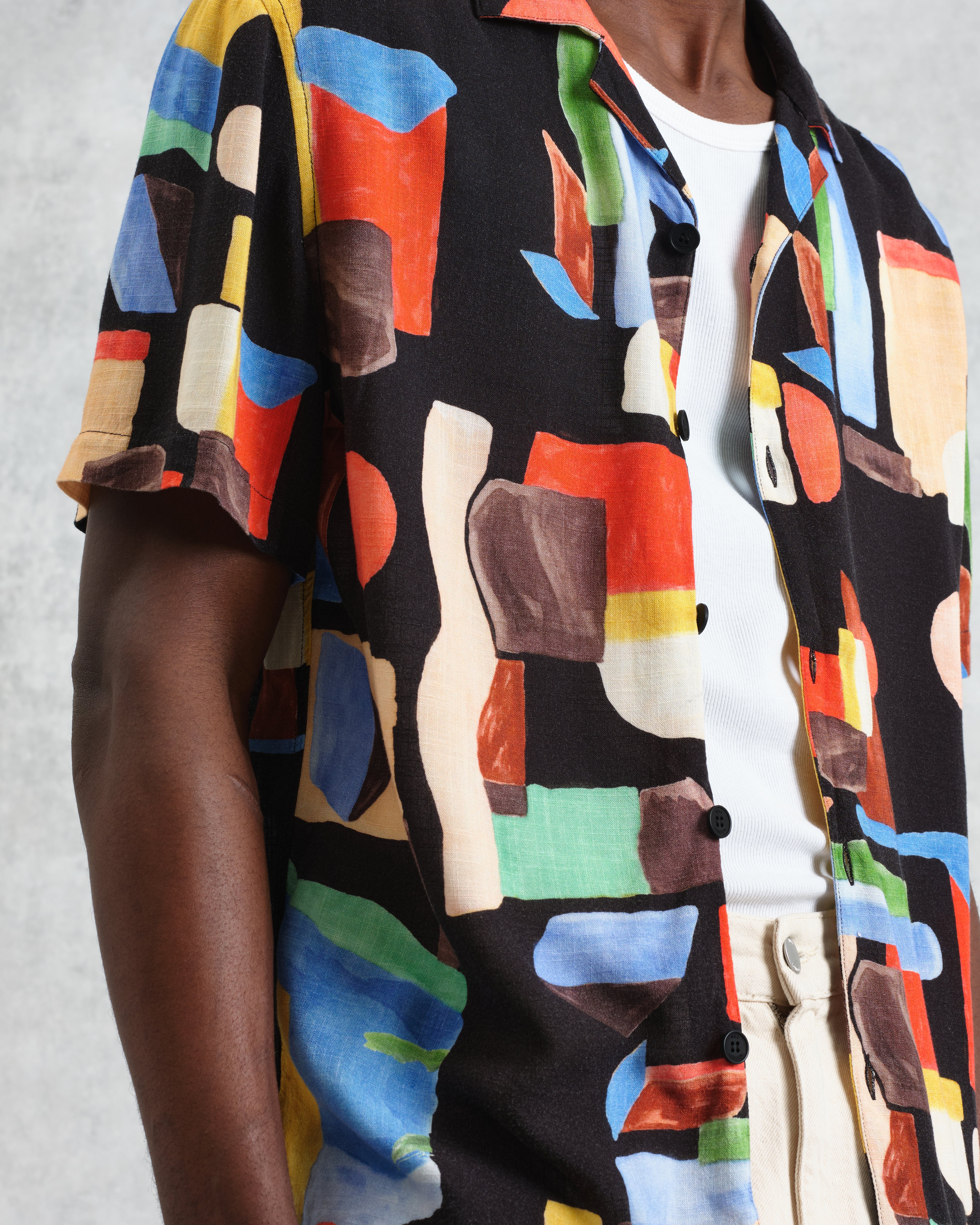 Didcot - Black And Multicolour Pablo Short-Sleeve Shirt - Image 3