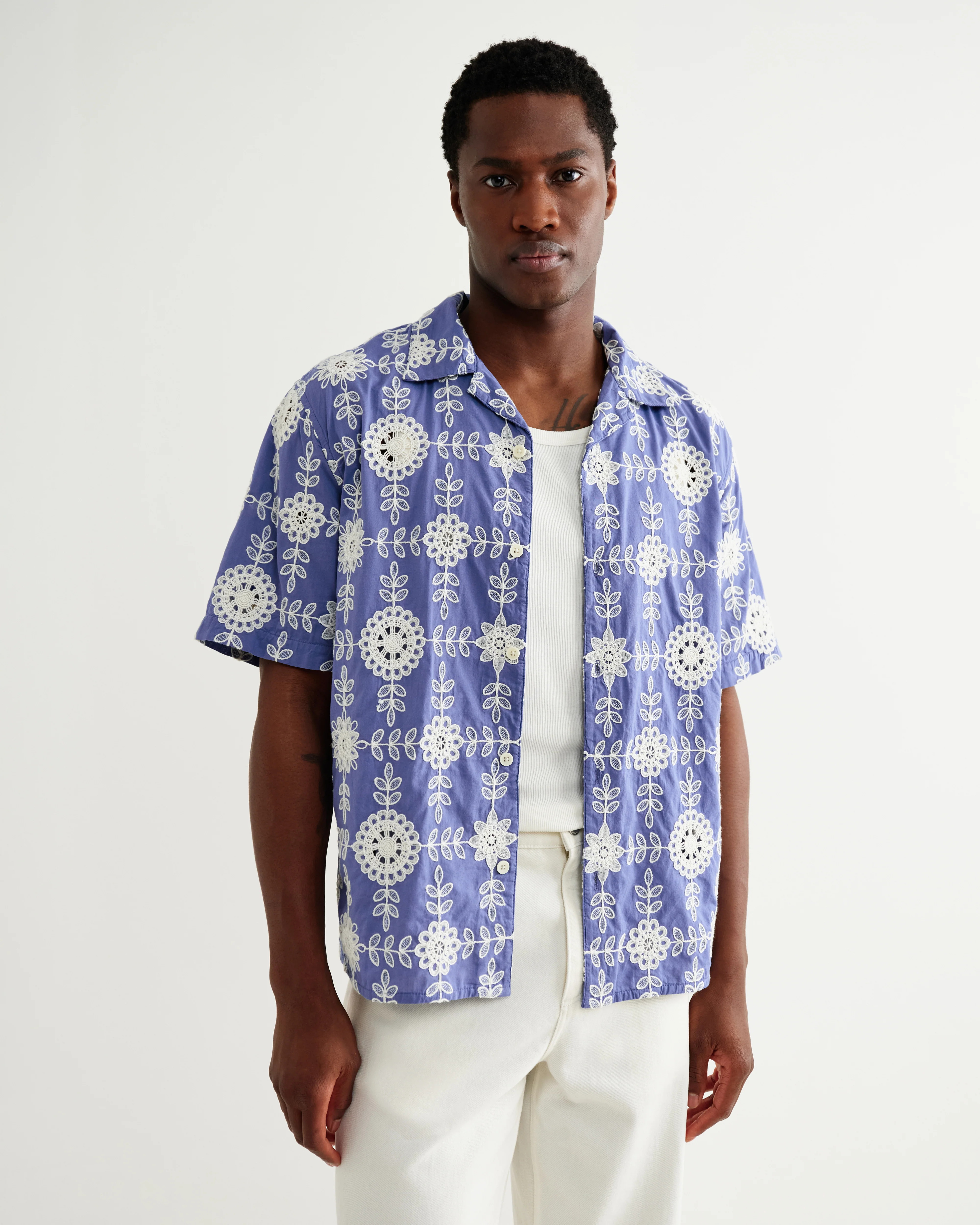 Didcot - Blue And Ecru Corded Lace Short-Sleeve Shirt - Image 2