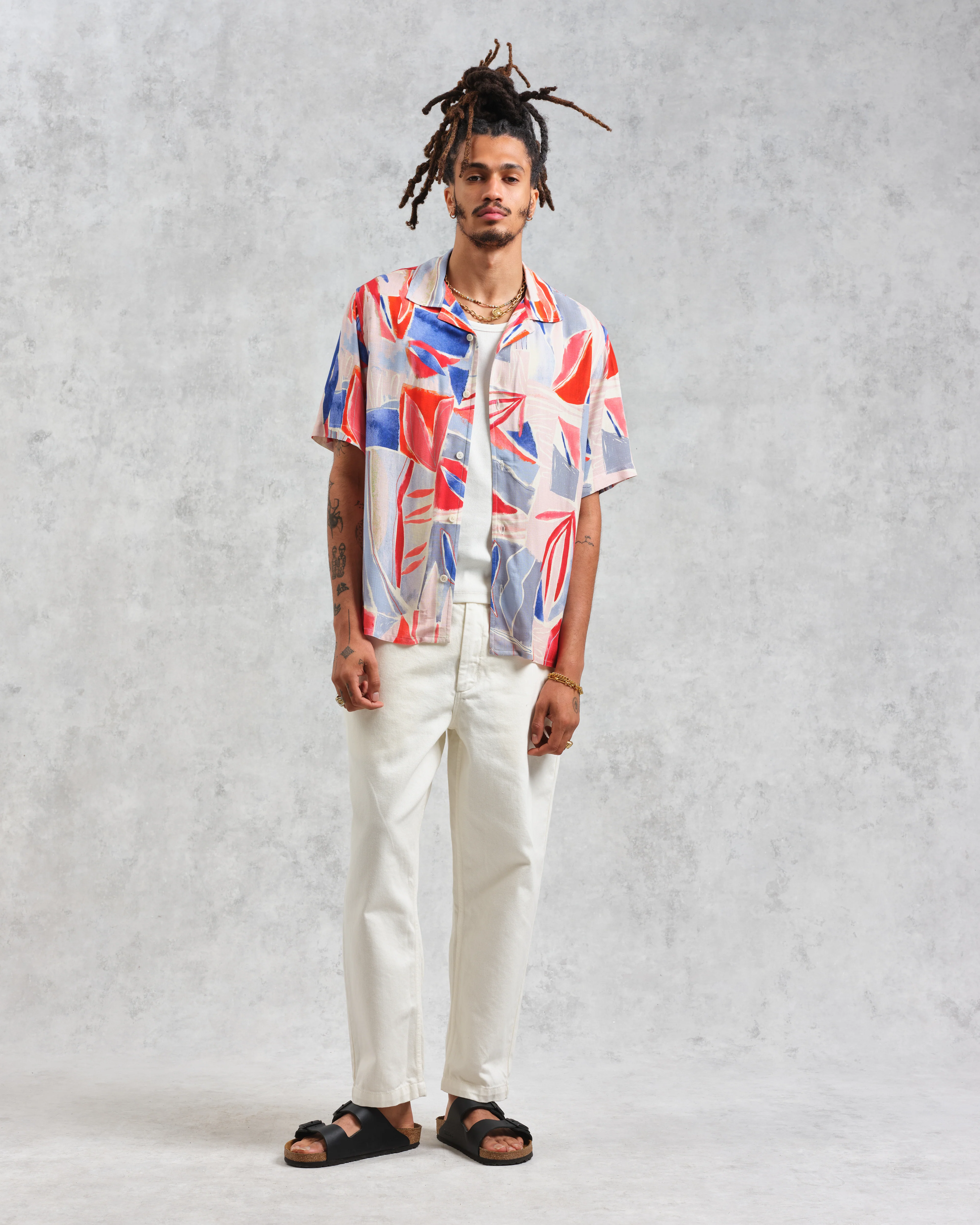 Didcot - Blue And Pink Abstract Short-Sleeve Shirt - Image 4