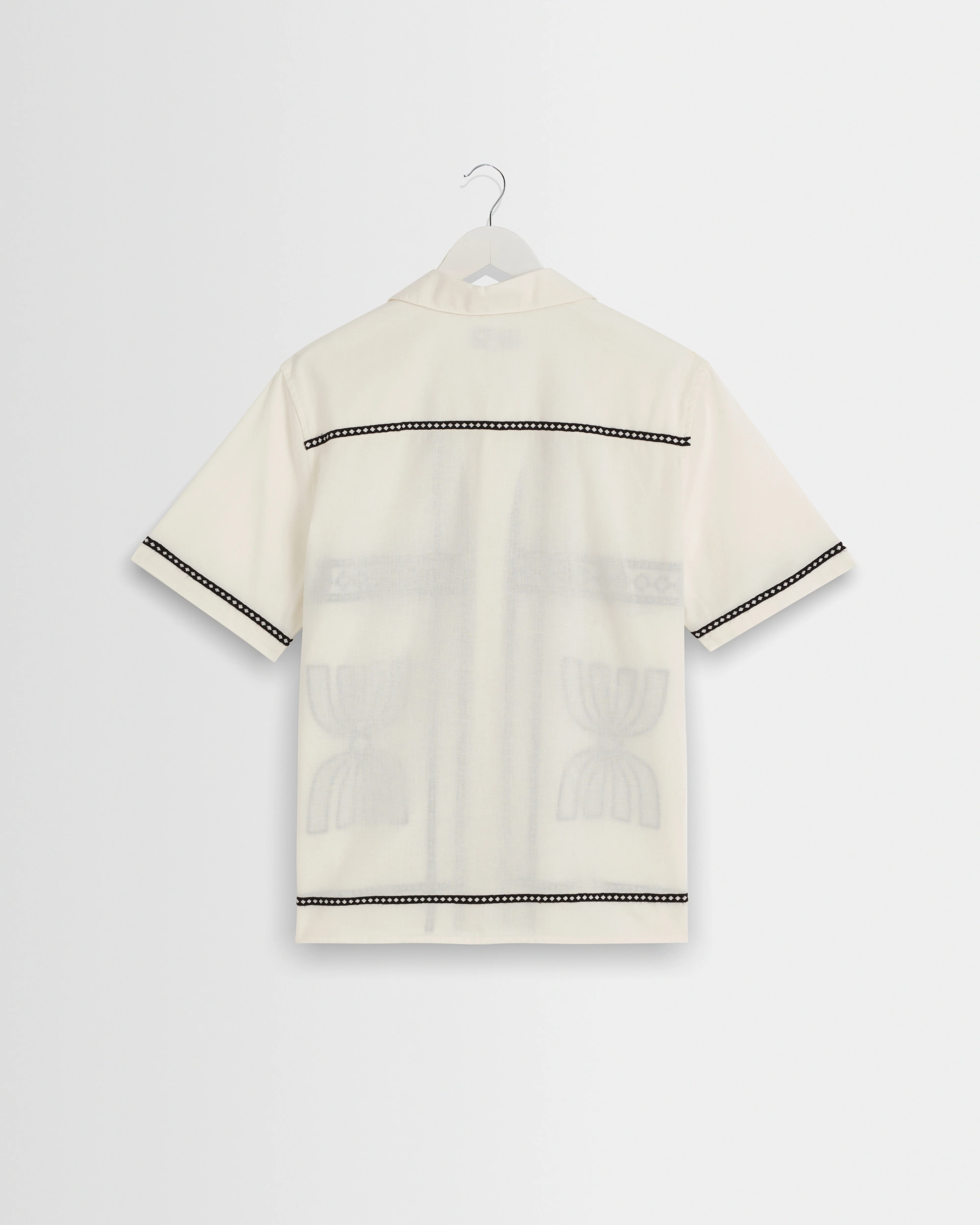 Didcot - Ecru And Black Border Applique Short-Sleeve Shirt - Image 8