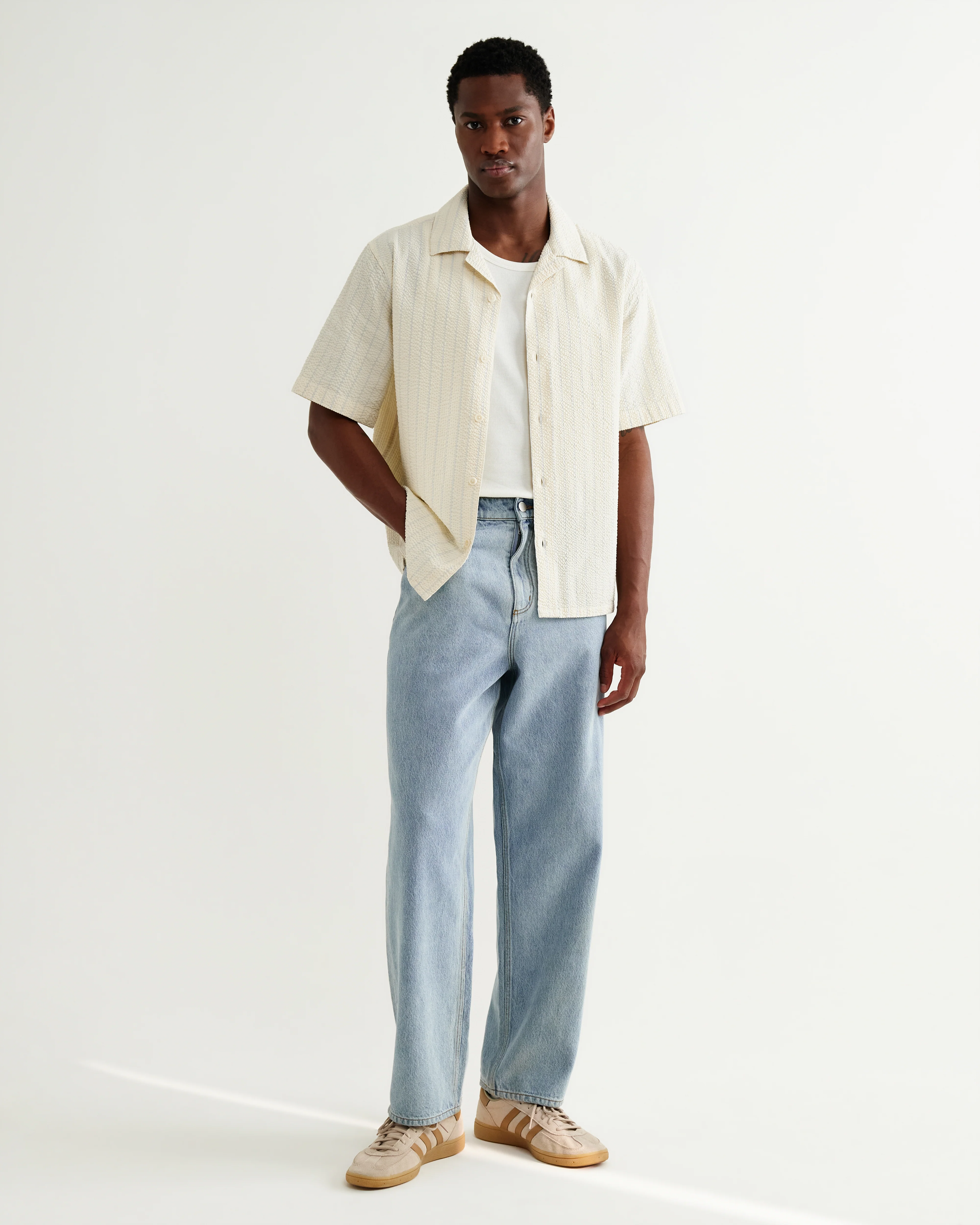 Didcot - Ecru And Blue Seersucker Stripe Short-Sleeve Shirt - Image 4