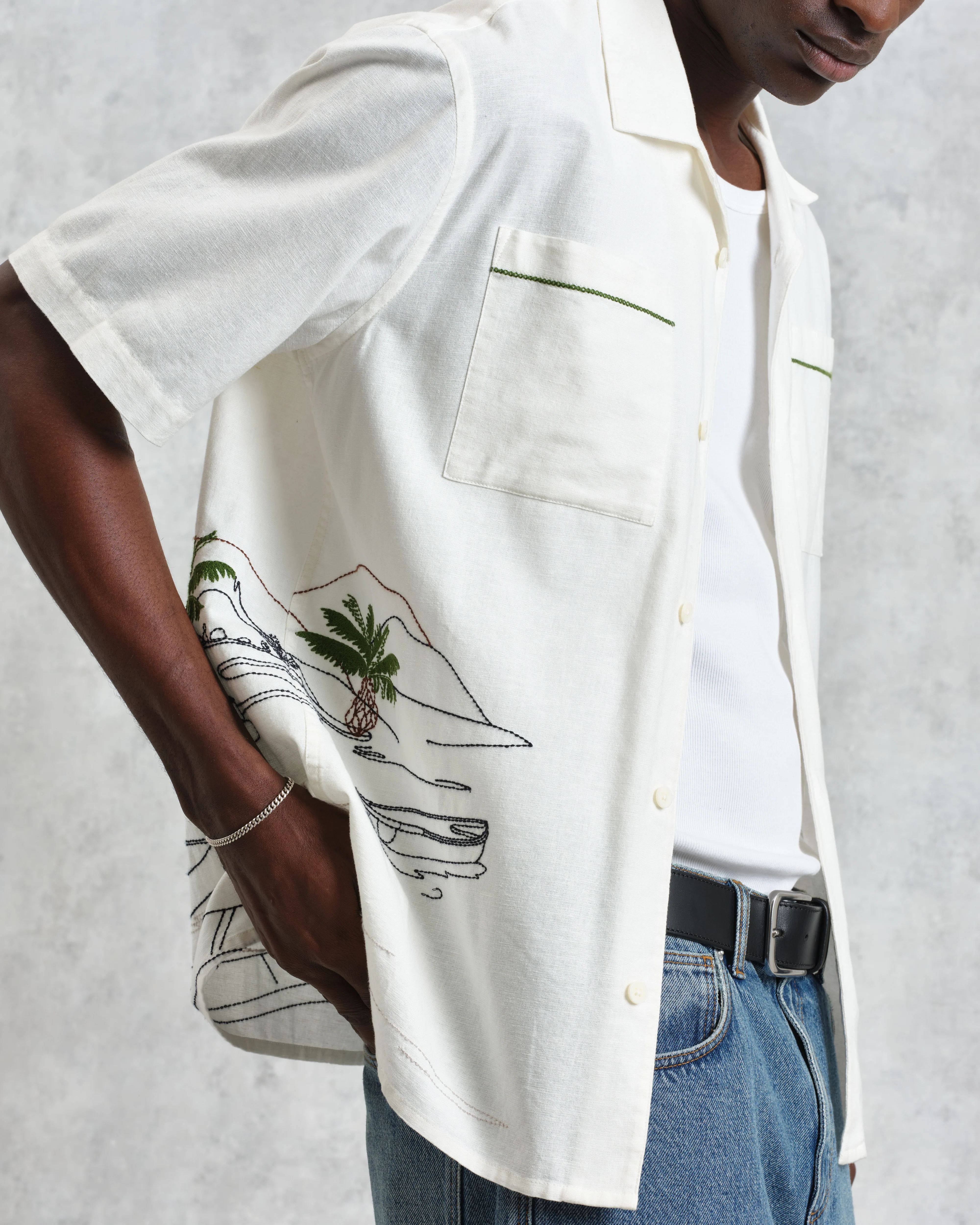 Didcot - Ecru And Multicolour Embroidered Short-Sleeve Shirt - Image 4