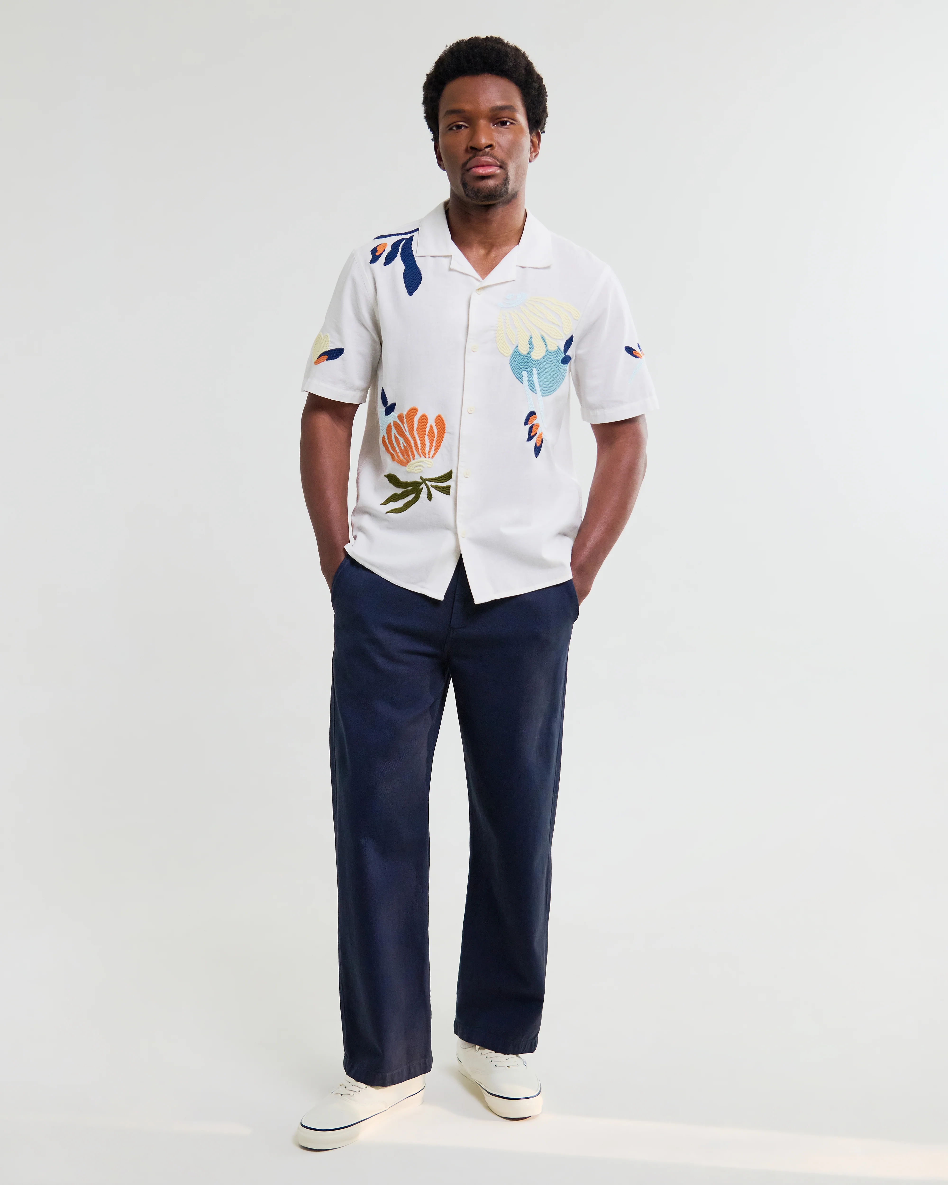 Didcot - Ecru And Multicolour Flower Embroidered Short-Sleeve Shirt - Image 4