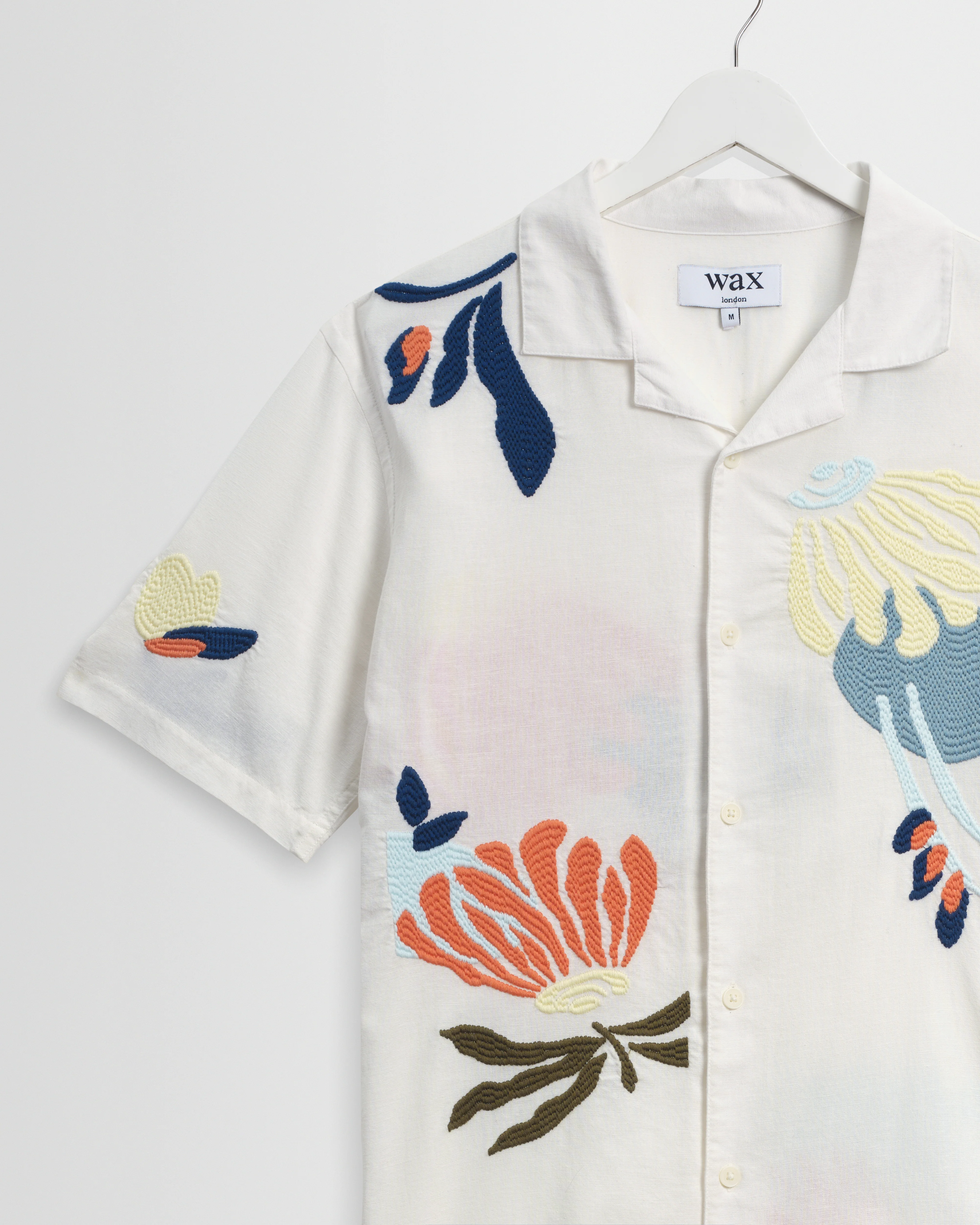 Didcot - Ecru And Multicolour Flower Embroidered Short-Sleeve Shirt - Image 7