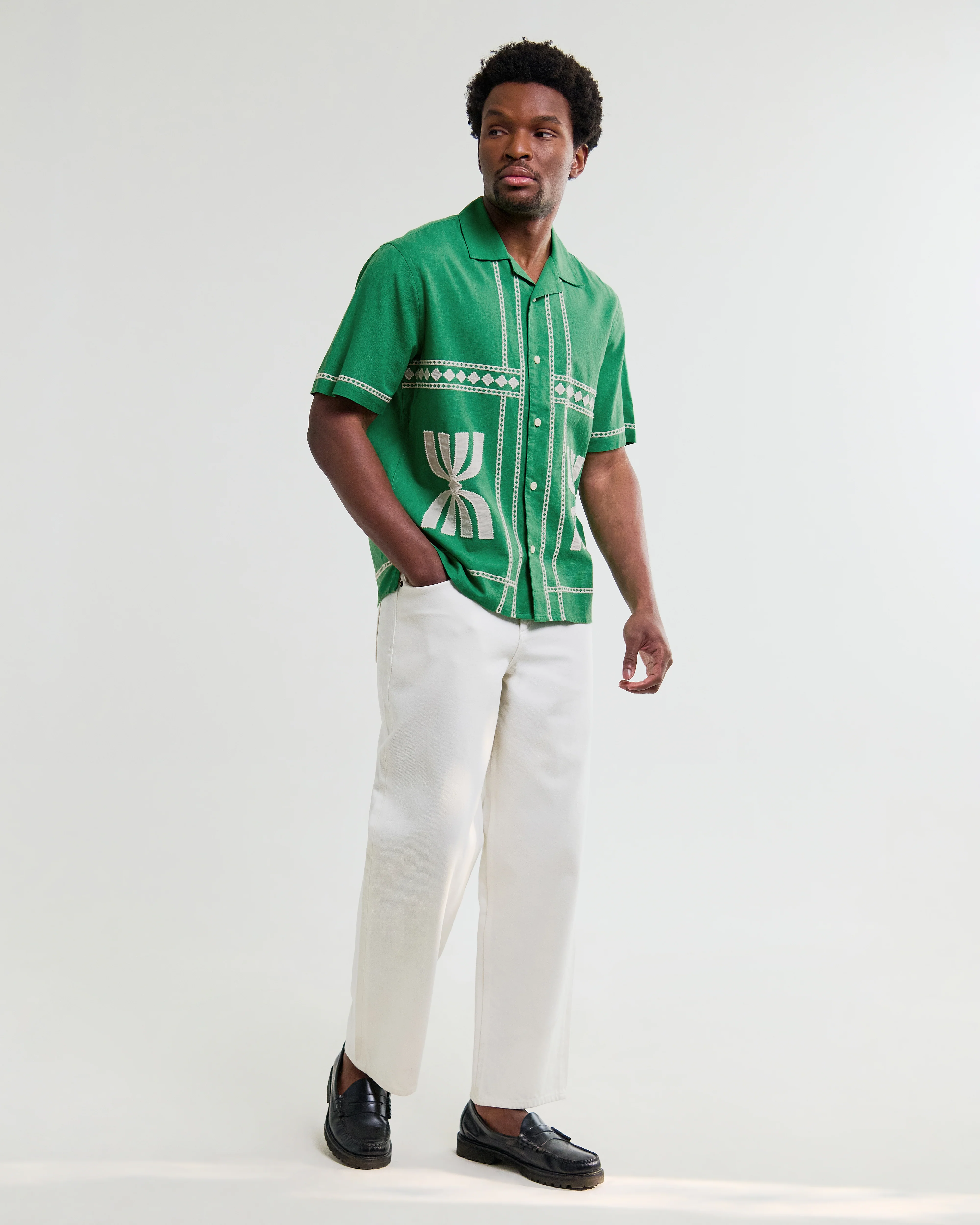Didcot - Green And White Border Applique Short-Sleeve Shirt - Image 4