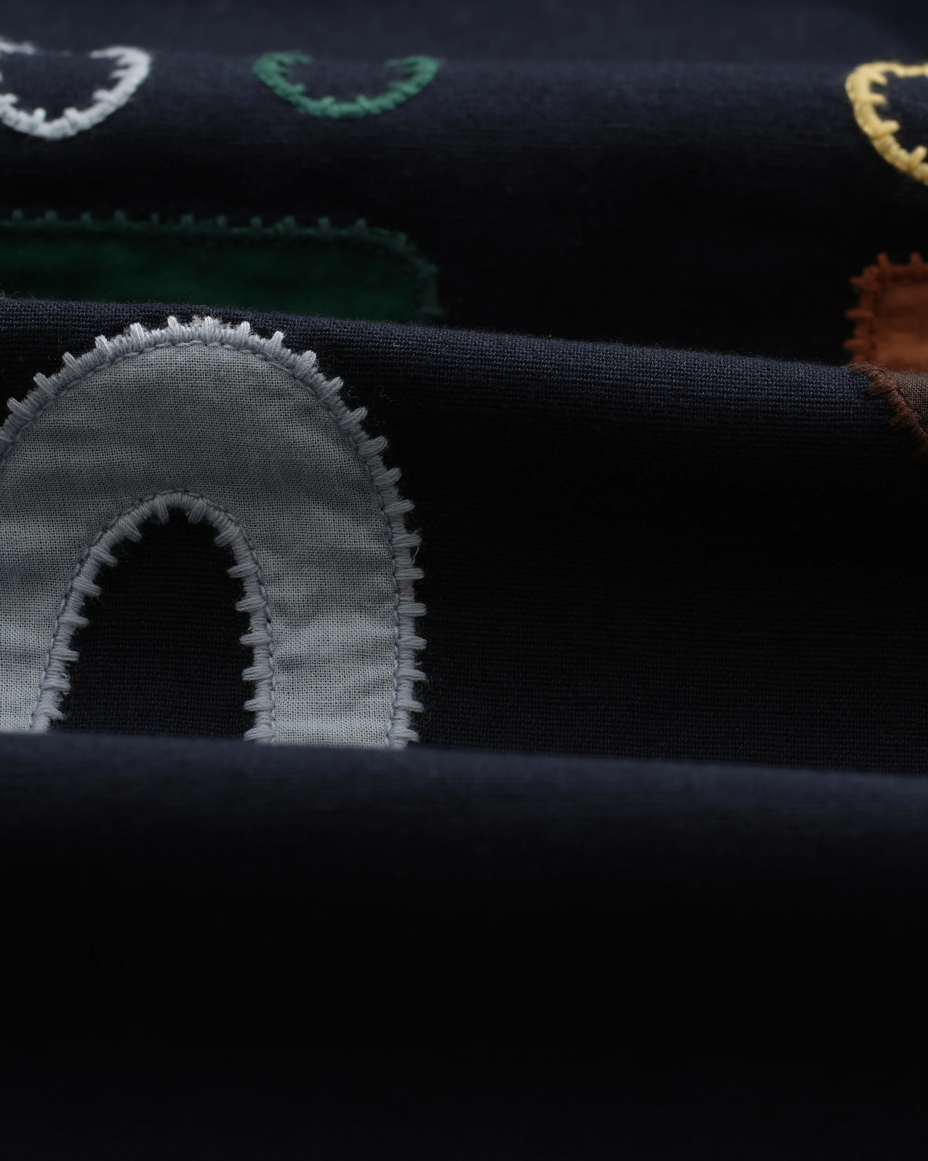 Didcot - Navy And Multicolour Bold Doodle Applique Short-Sleeve Shirt - Image 10