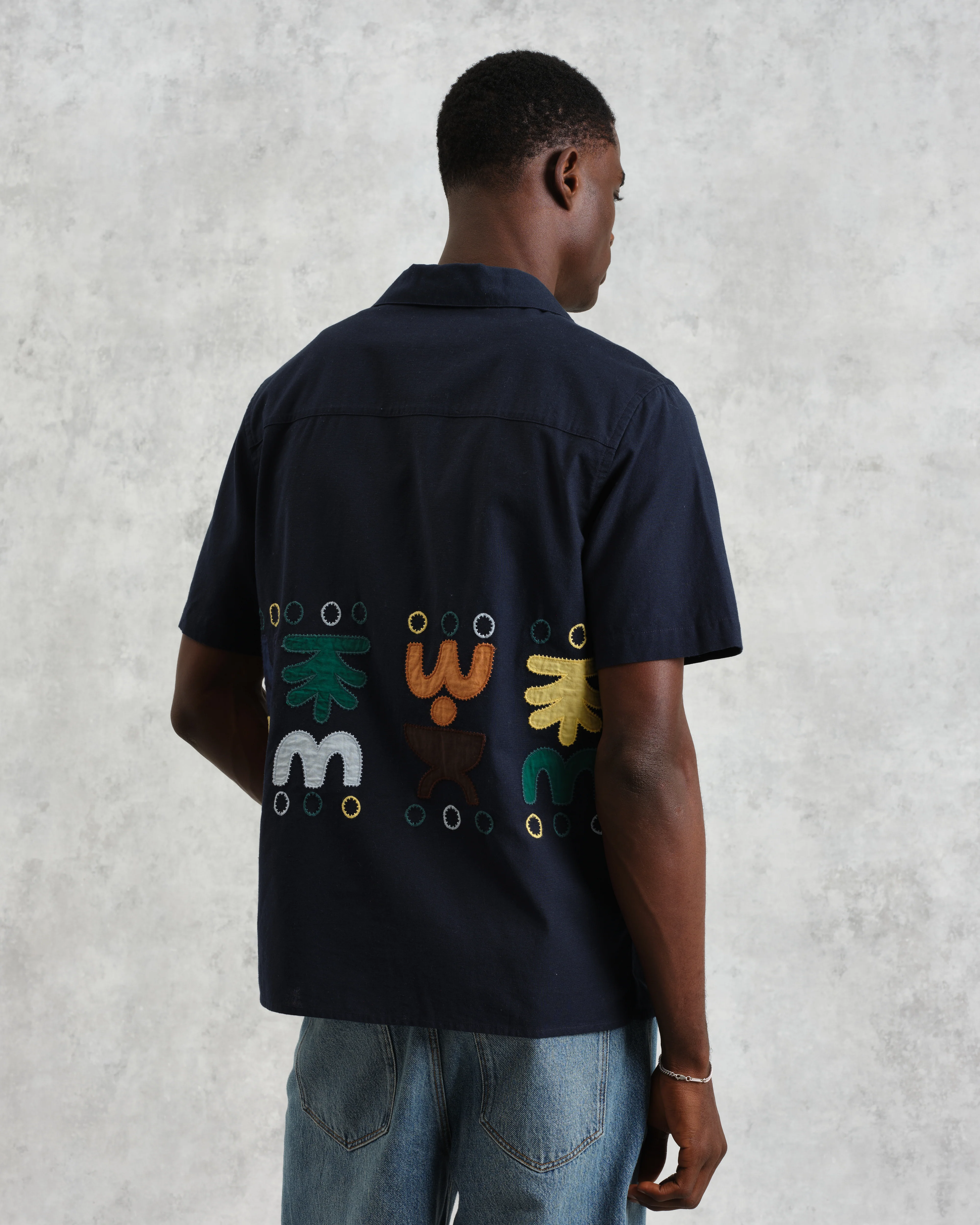 Didcot - Navy And Multicolour Bold Doodle Applique Short-Sleeve Shirt - Image 7