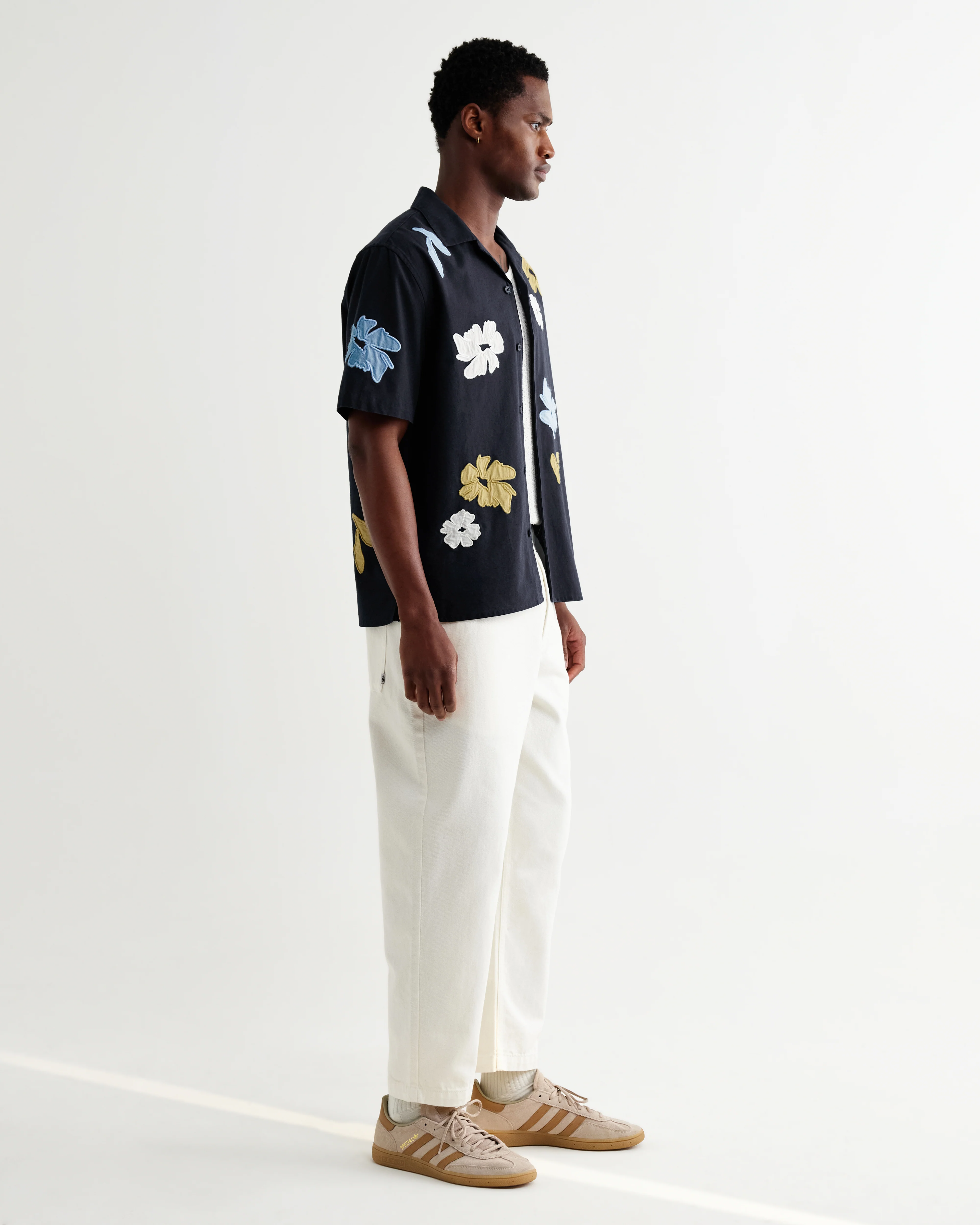 Didcot - Navy And Multicolour Floral Applique Short-Sleeve Shirt - Image 6
