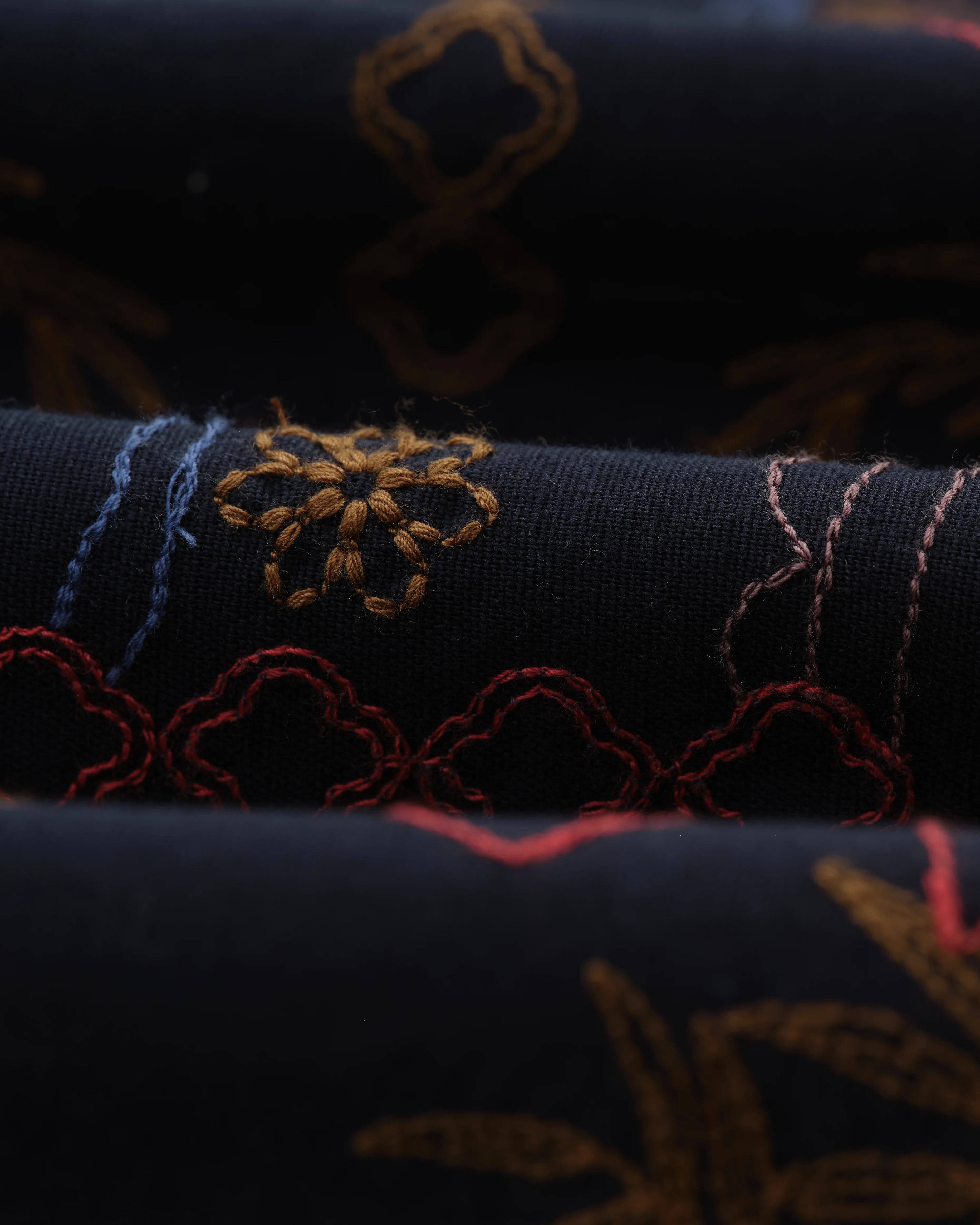 Didcot - Navy Hawaiian Embroidered Short-Sleeve Shirt - Image 10