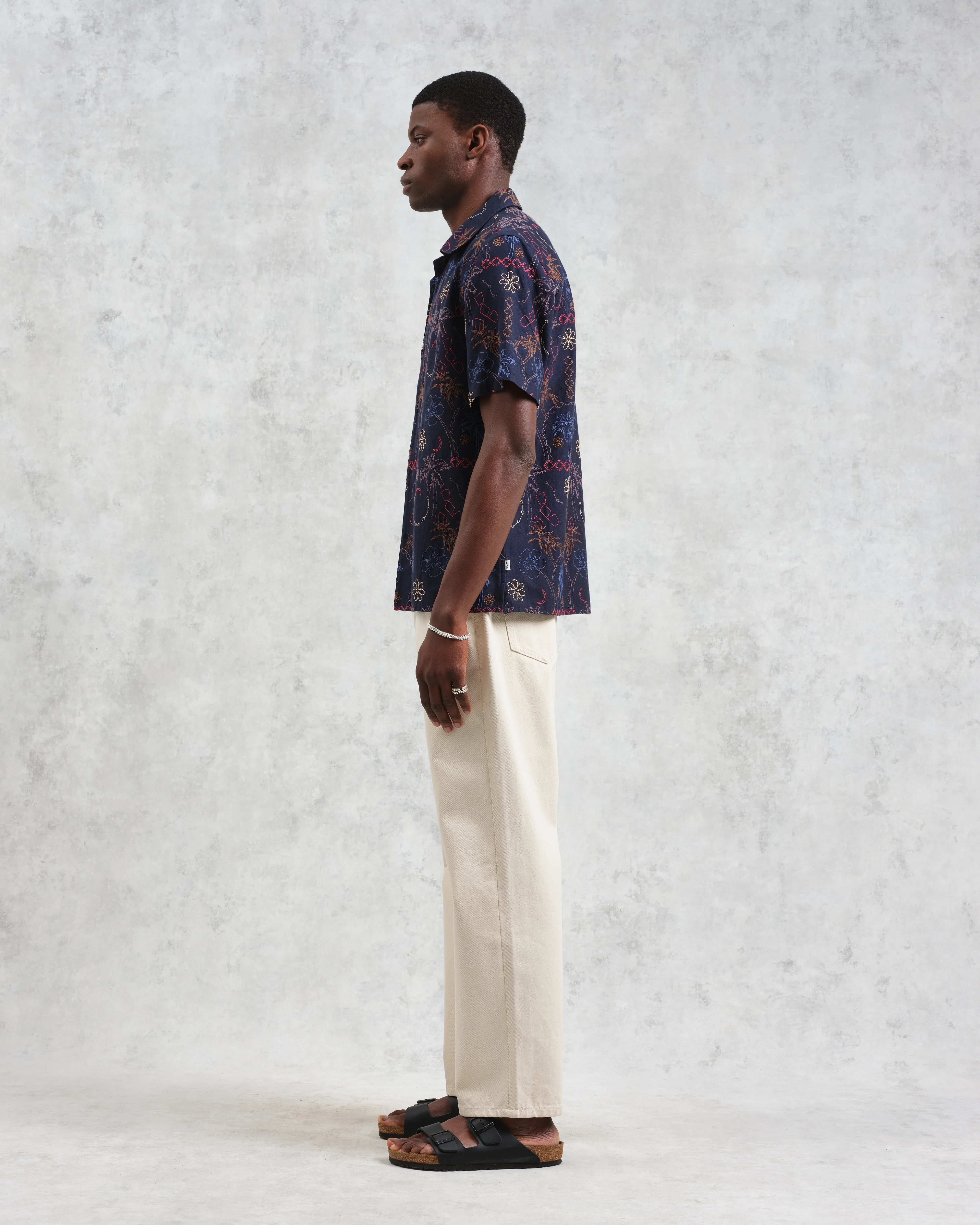 Didcot - Navy Hawaiian Embroidered Short-Sleeve Shirt - Image 5