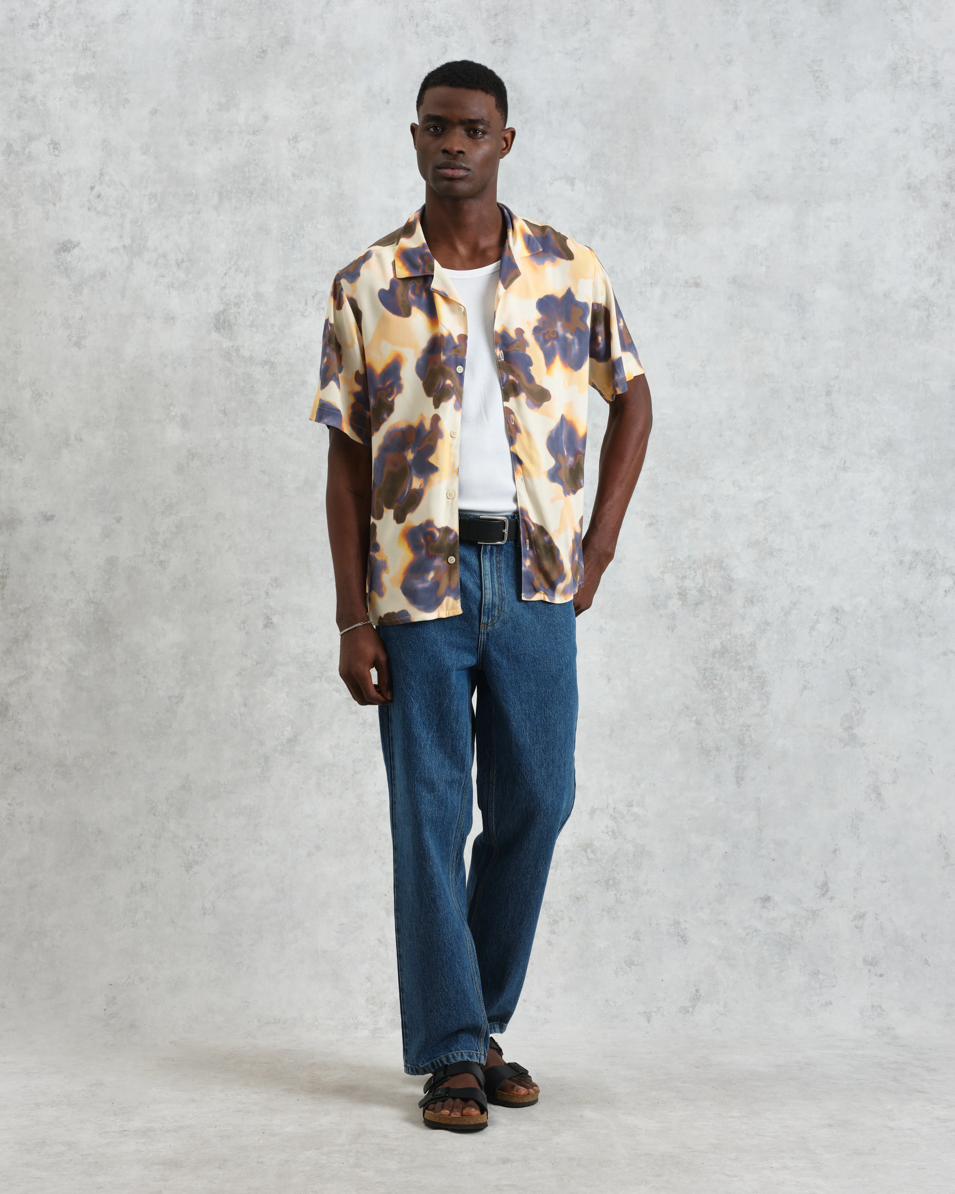 Didcot - Peach Floral Blur Short-Sleeve Shirt - Image 4