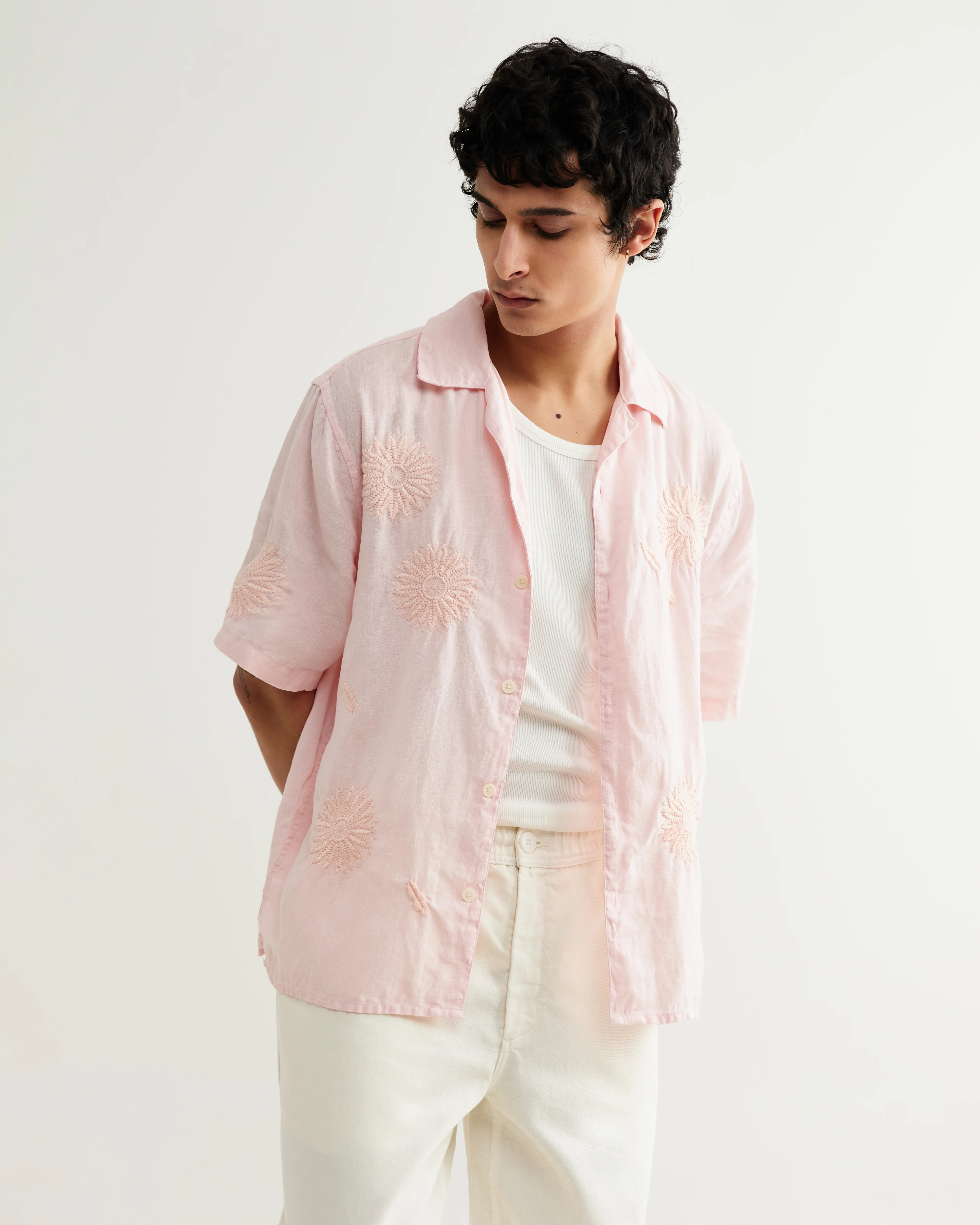 Didcot - Pink Flower Embroidered Short-Sleeve Shirt - Image 4