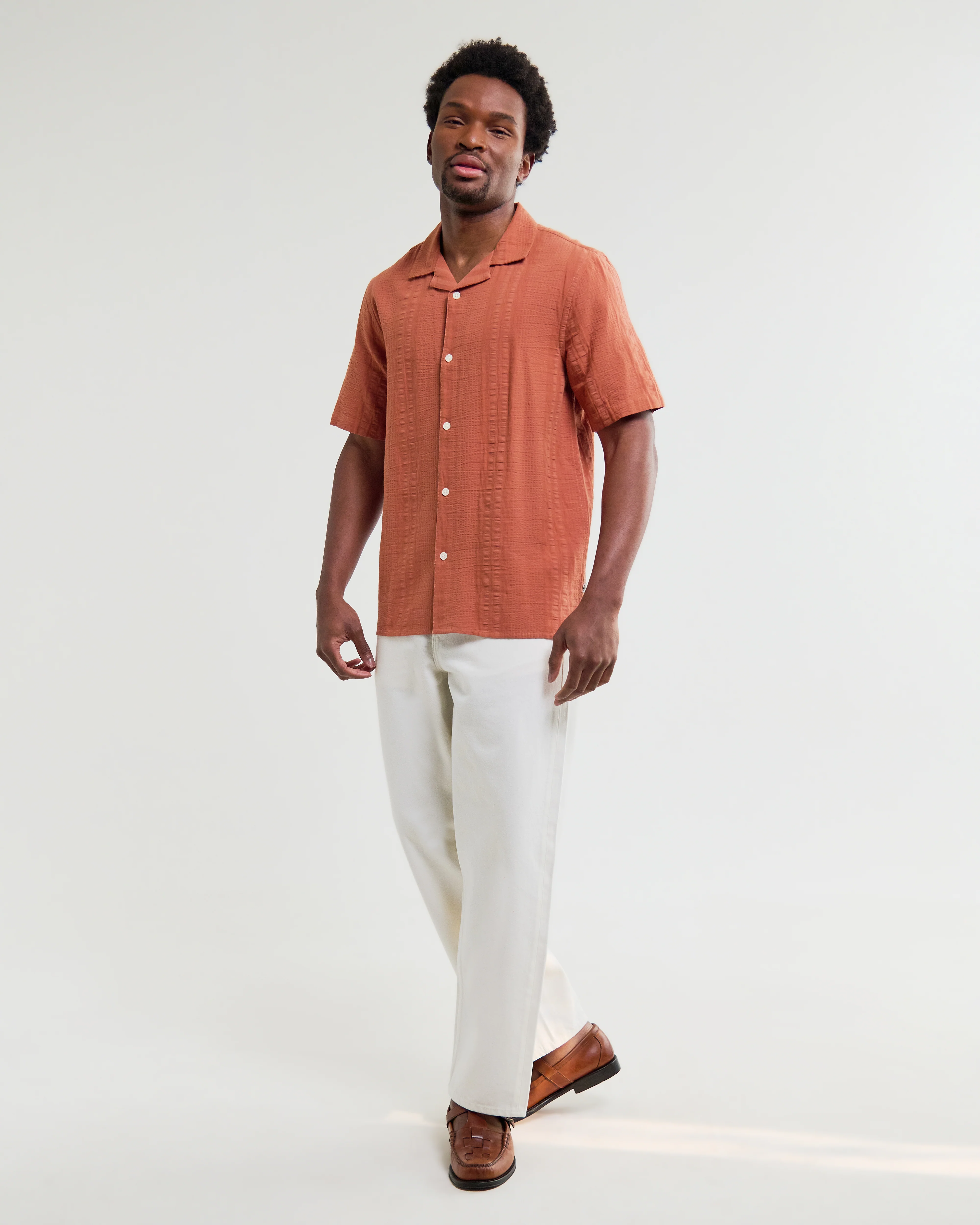 Didcot - Rust Double-Weave Seersucker Short-Sleeve Shirt - Image 4