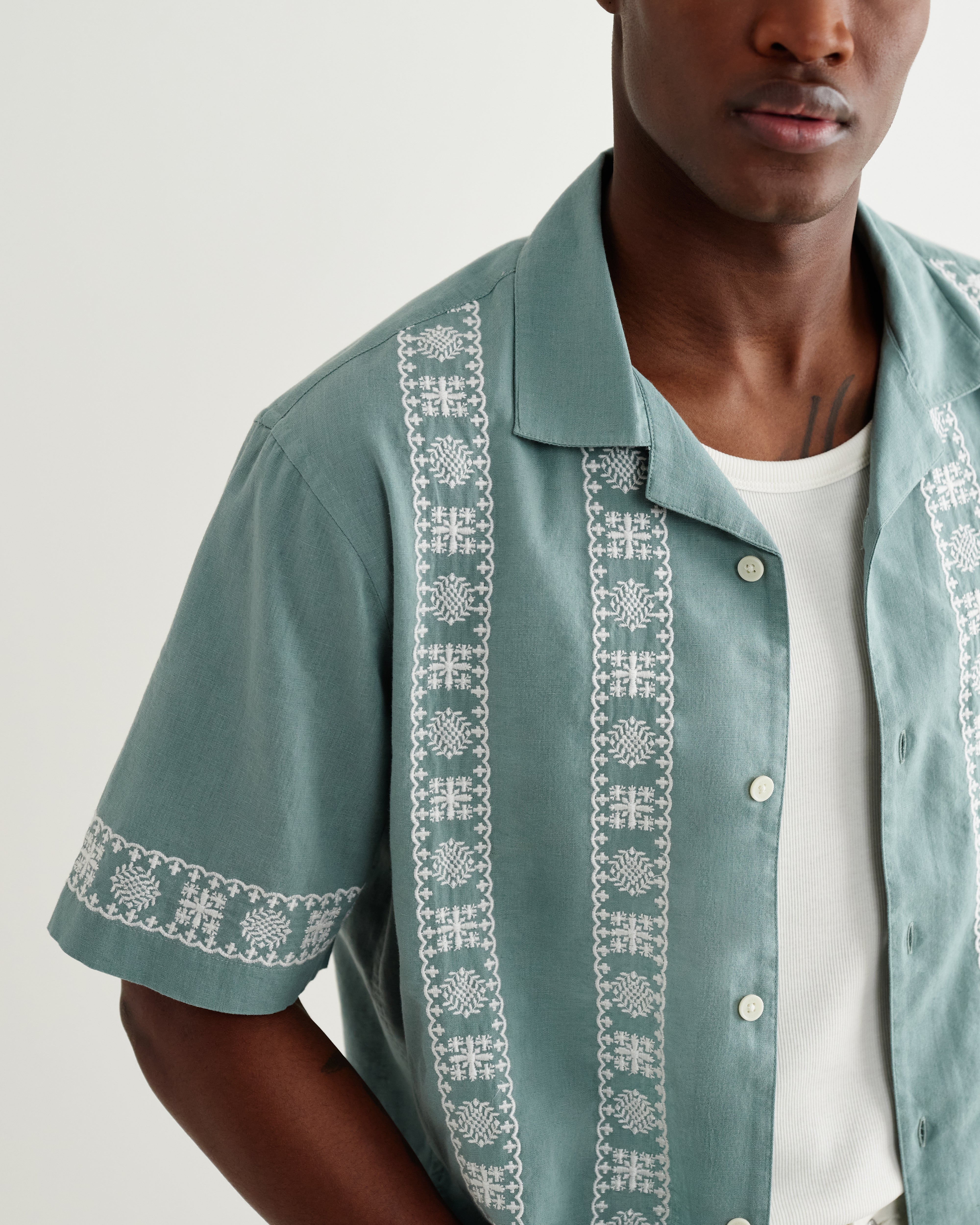 Didcot - Sea Green And Ecru Embroidered Short-Sleeve Shirt - Image 3