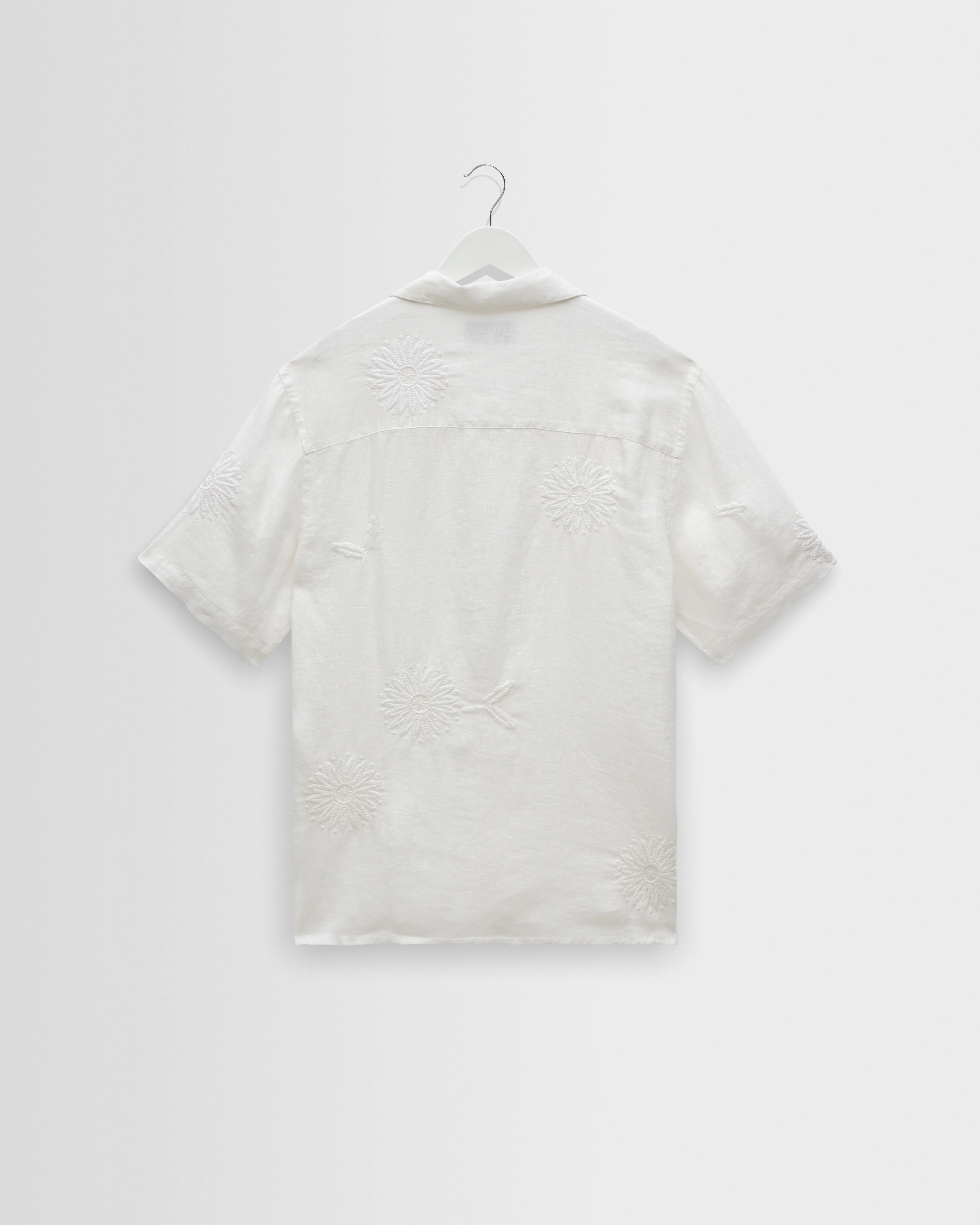 Didcot - White Flower Embroidered Short-Sleeve Shirt - Image 5