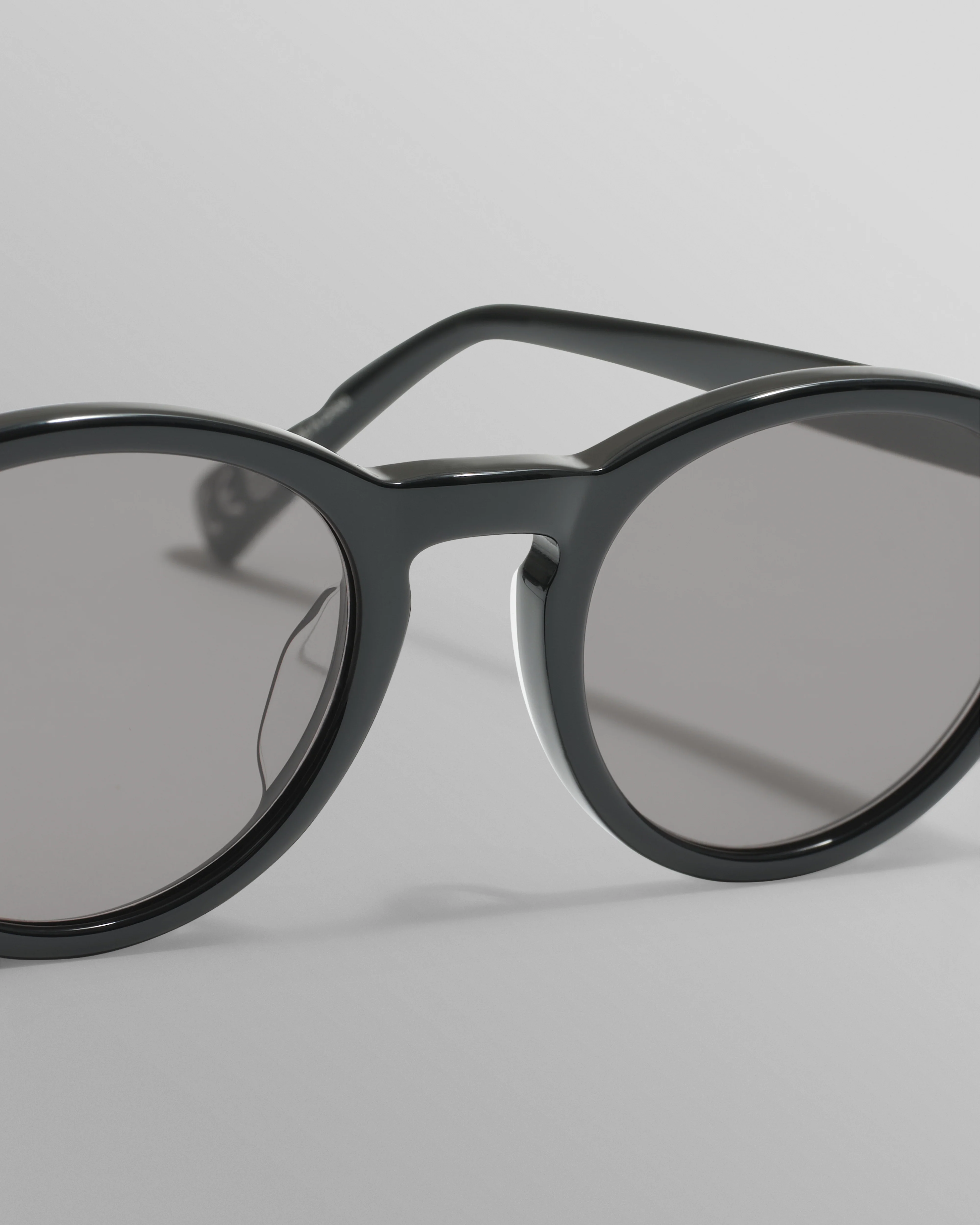 Fulham - Black Acetate Round Sunglasses - Image 5