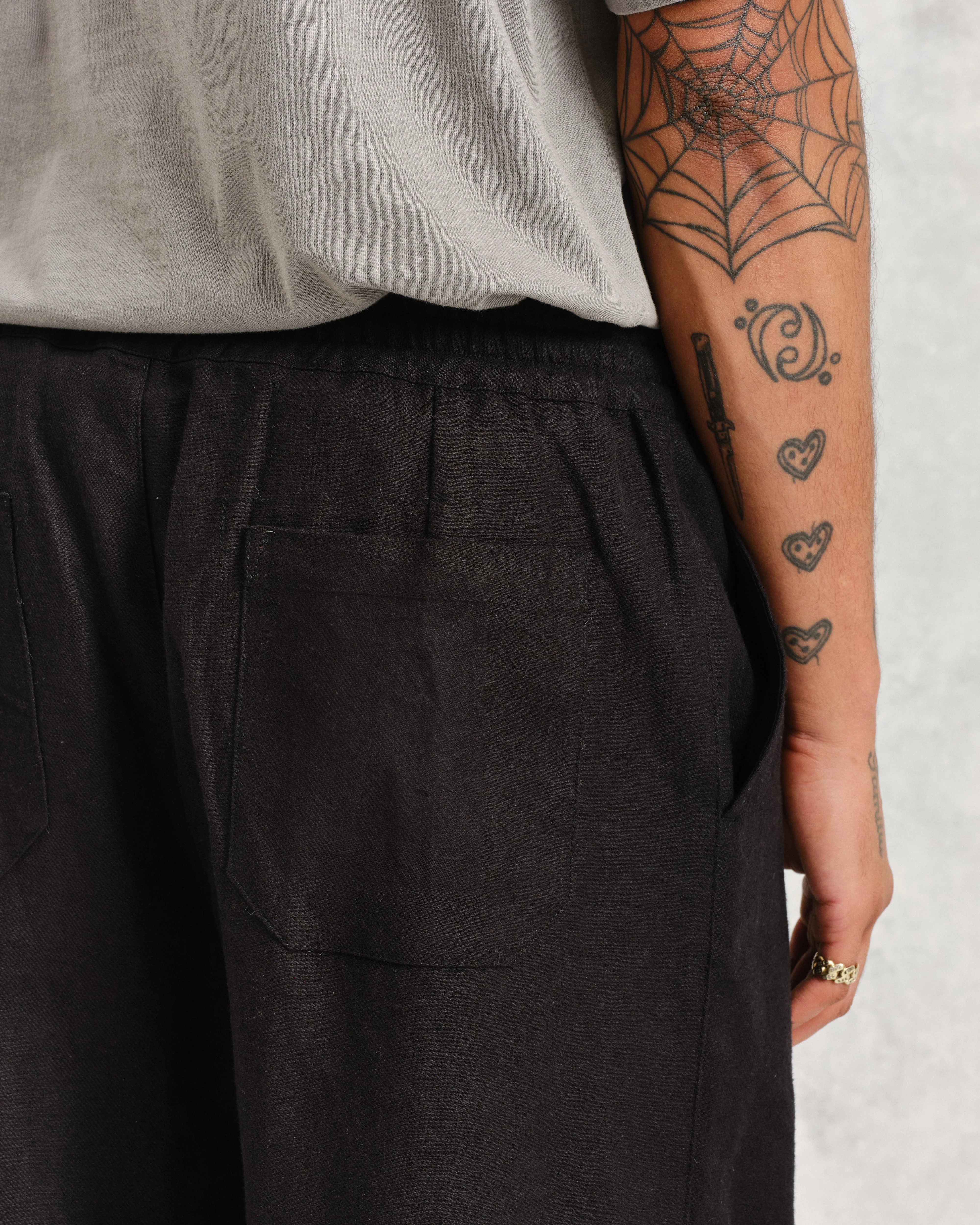 Glencoe - Black Loose Fit Trousers - Image 7