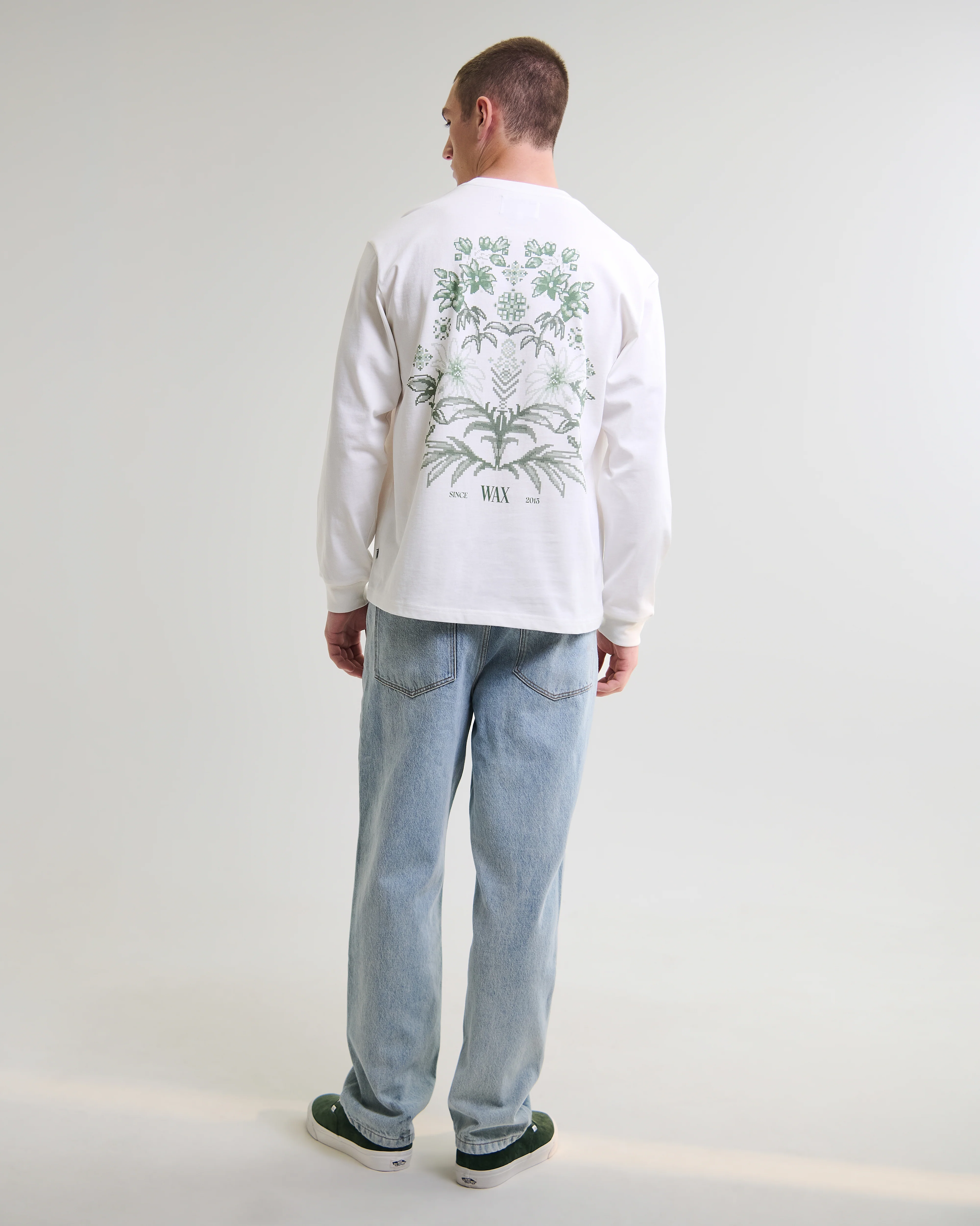 Hayden - White And Green Botanical Graphic Cotton T-Shirt - Image 6