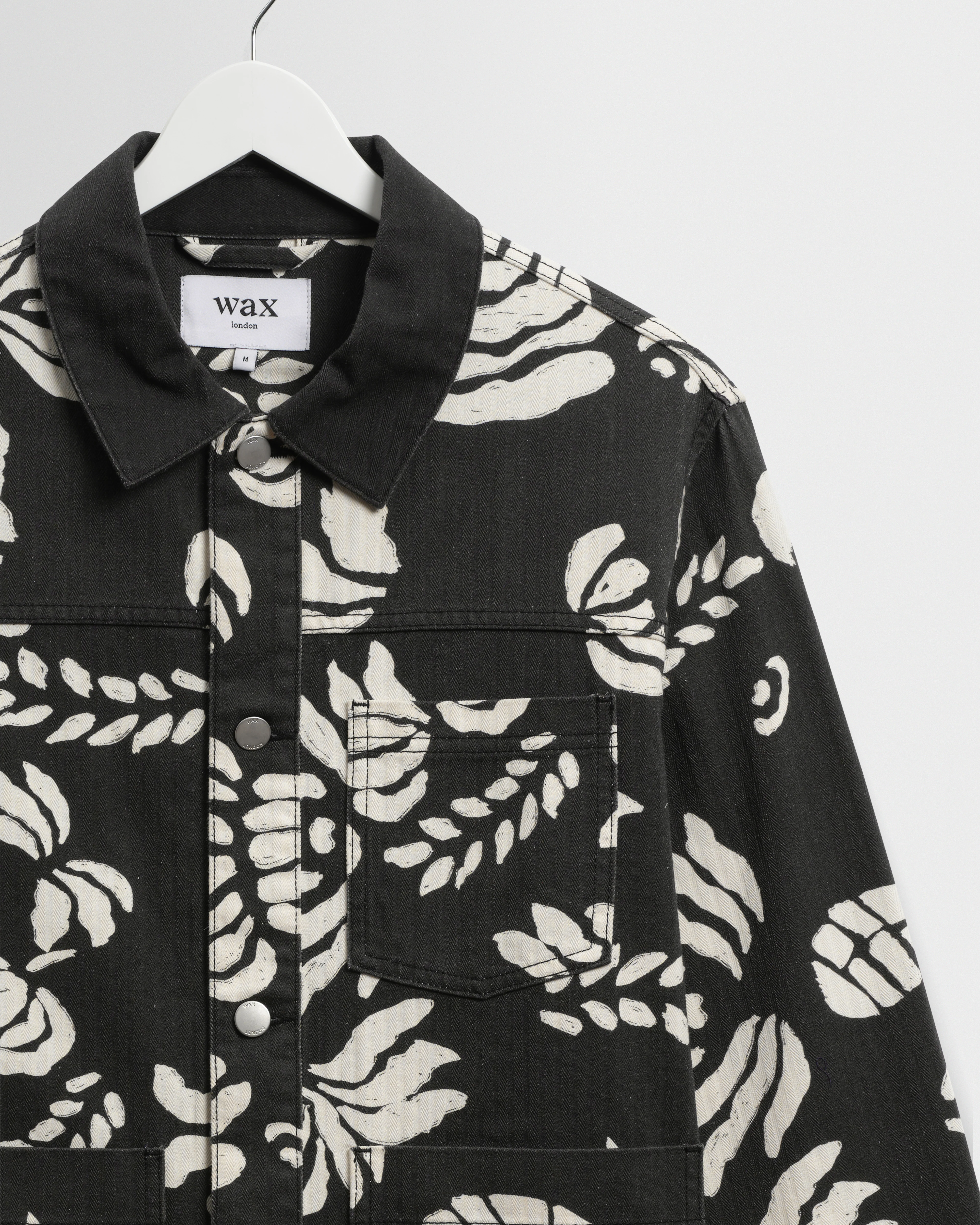 Jay - Black And Ecru Printed Cotton Chore Jacket - Image 7
