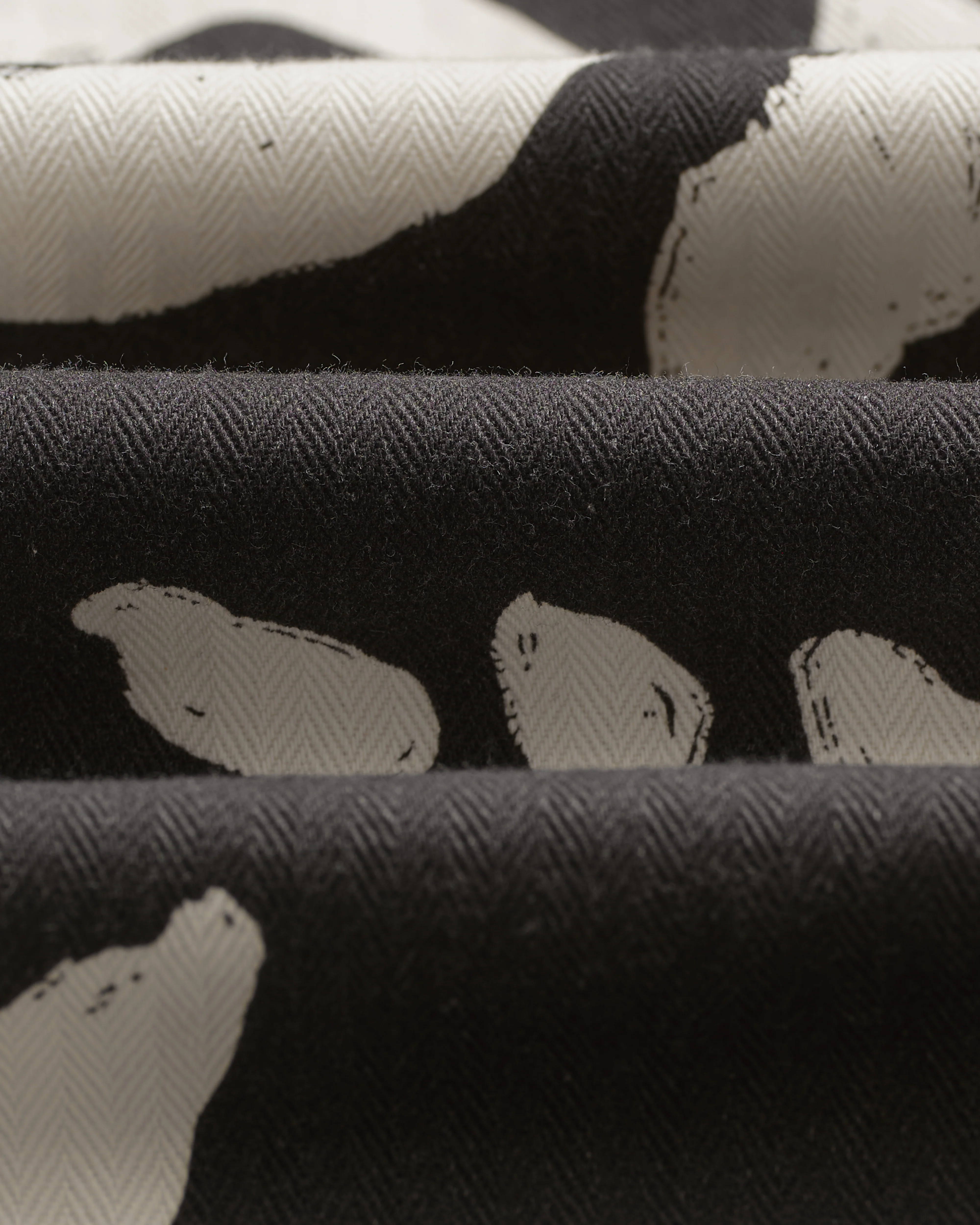 Jay - Black And Ecru Printed Cotton Chore Jacket - Image 9