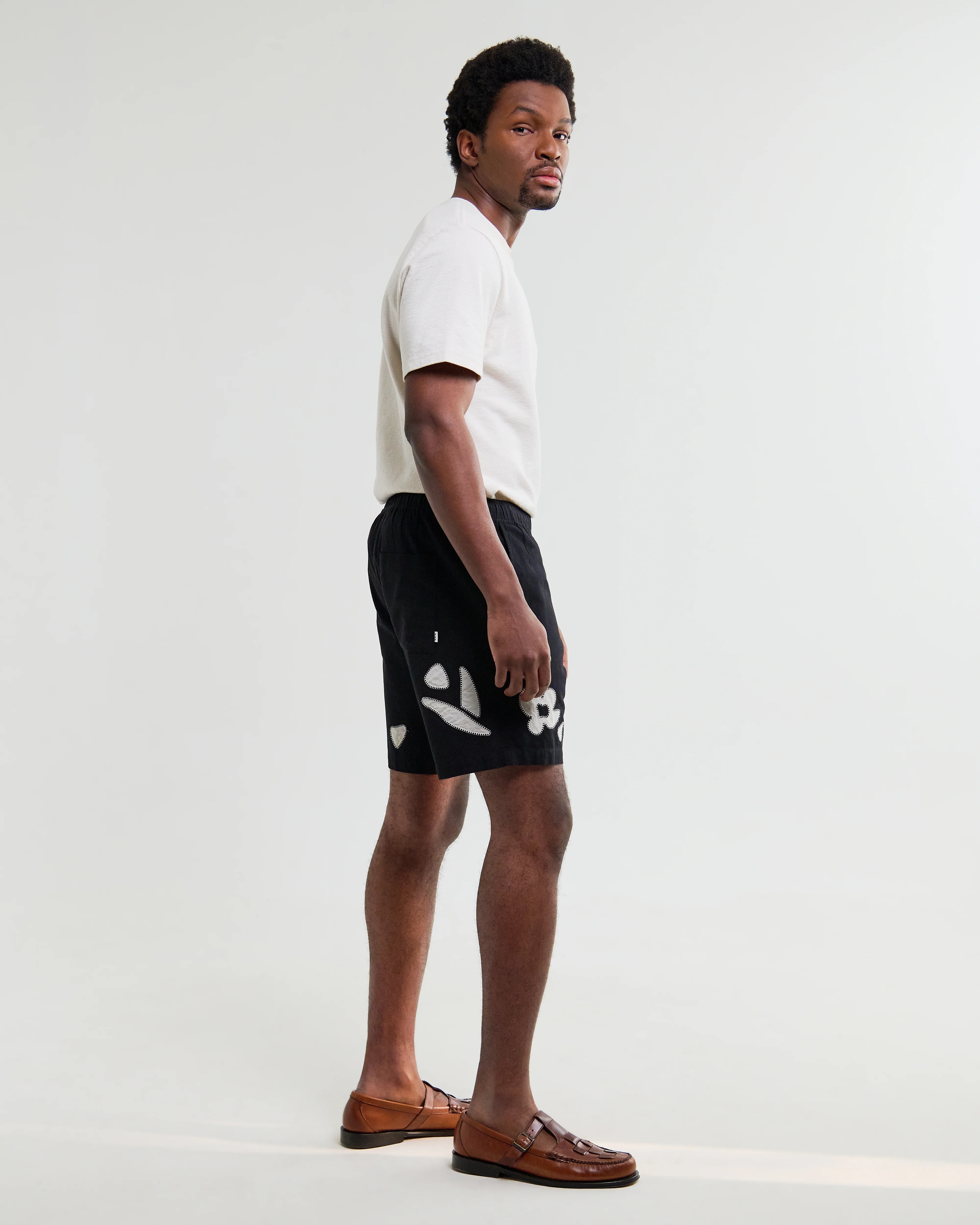 Kurt - Black And Beige Abstract Applique Shorts - Image 6