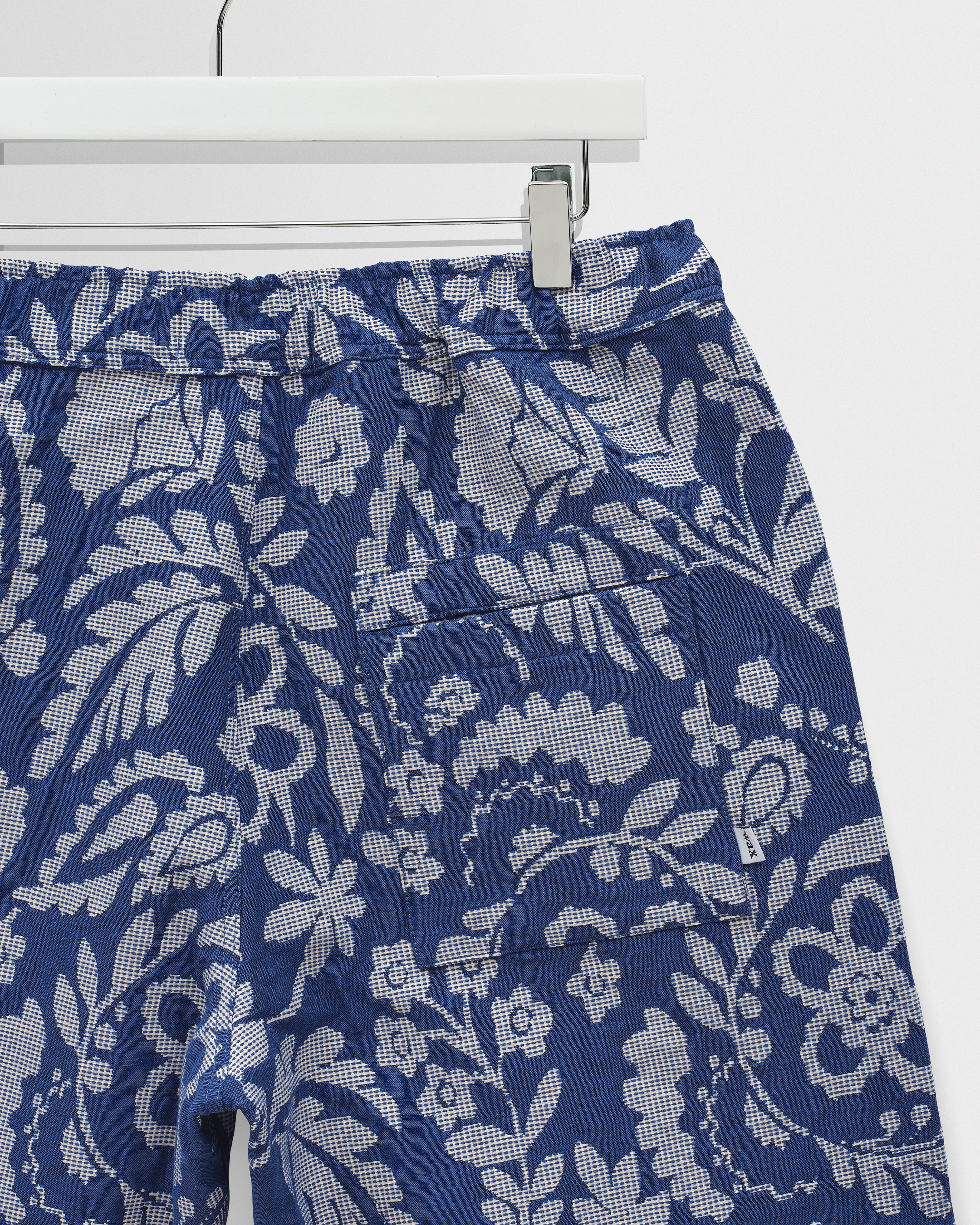 Kurt - Blue And Ecru Floral Jacquard Shorts - Image 9