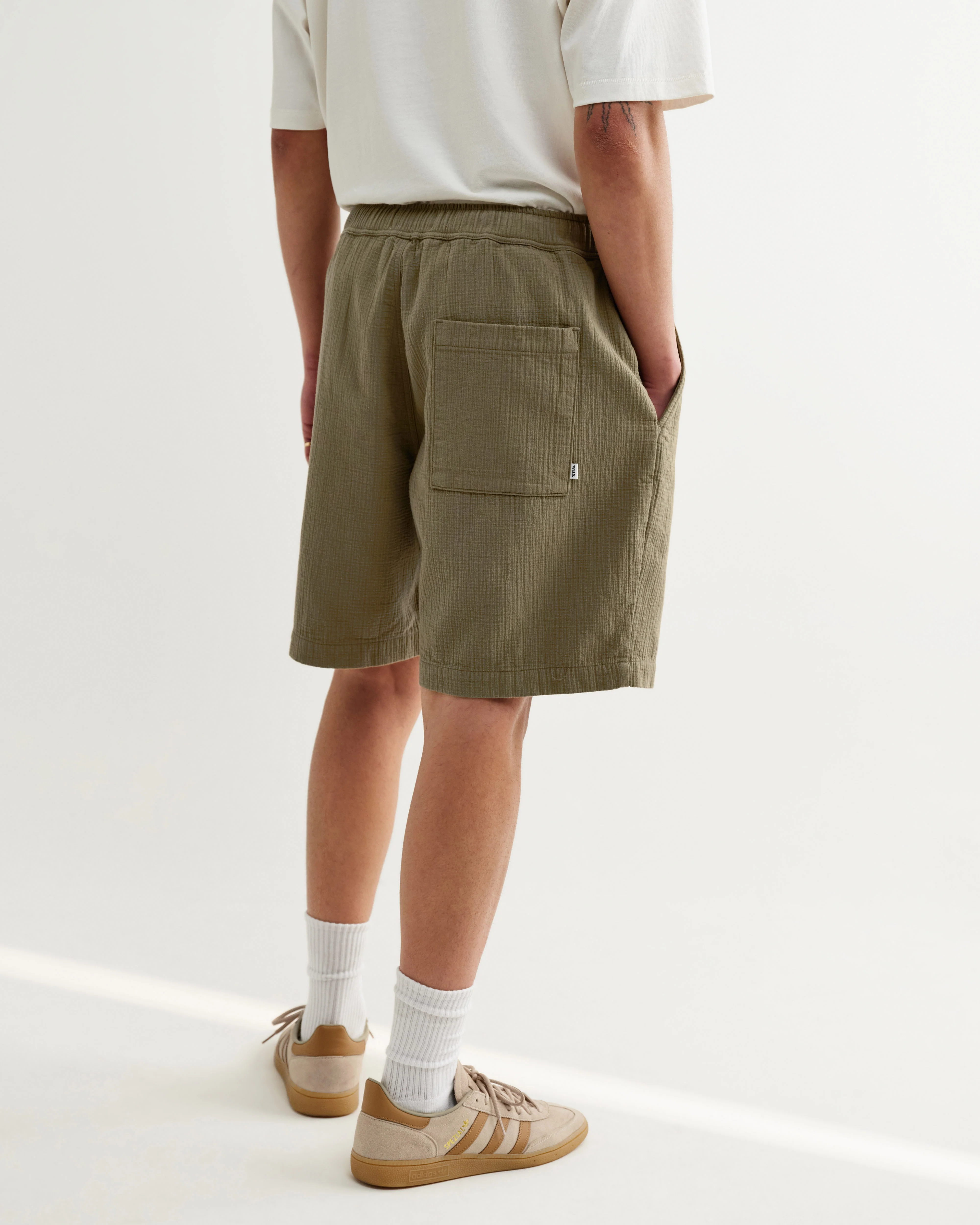 Kurt - Khaki Crinkle Cotton-Linen Shorts - Image 5