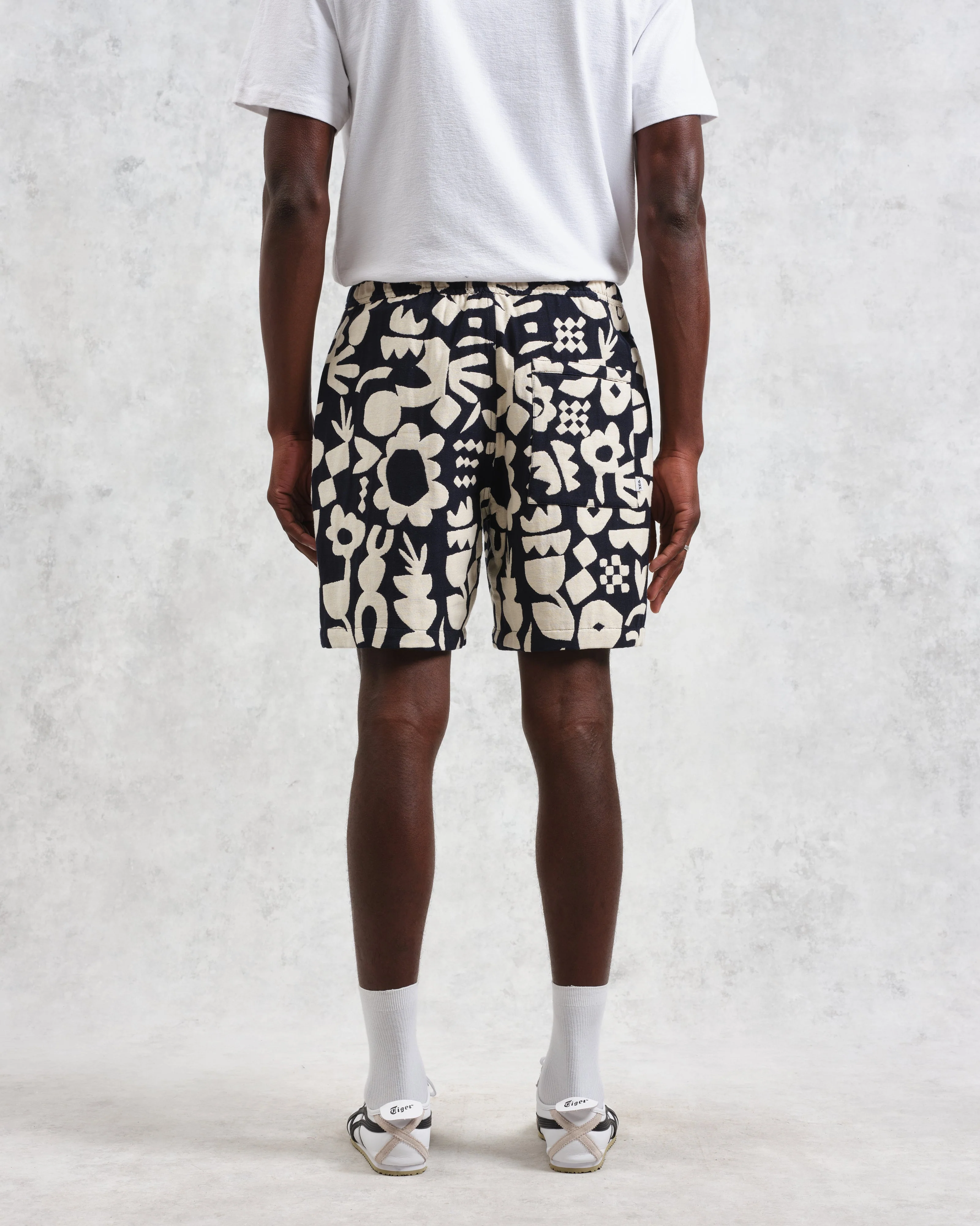 Kurt - Navy And Ecru Spin Jacquard Shorts - Image 6