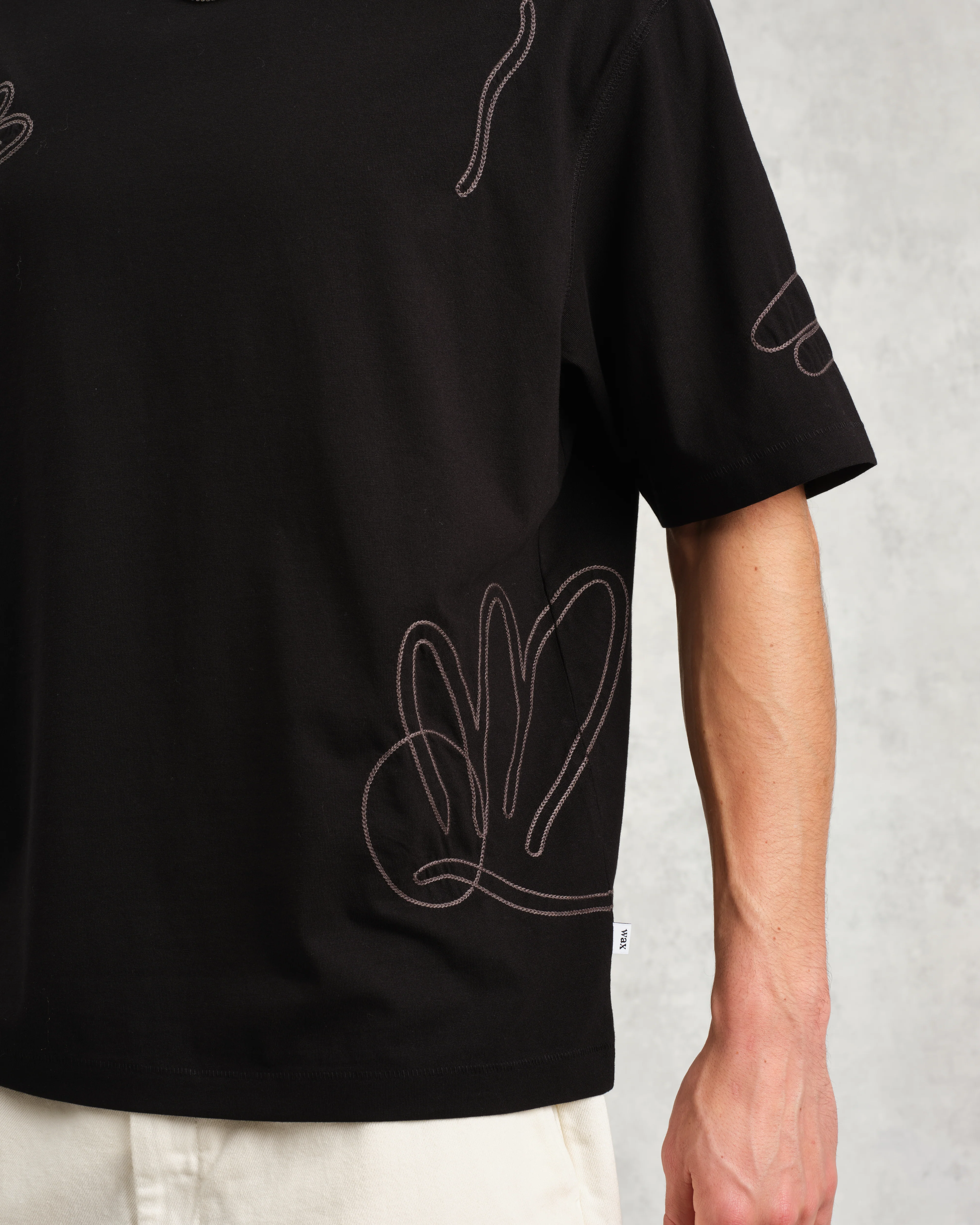 Milton - Black Embroidered Organic Cotton T-Shirt - Image 4