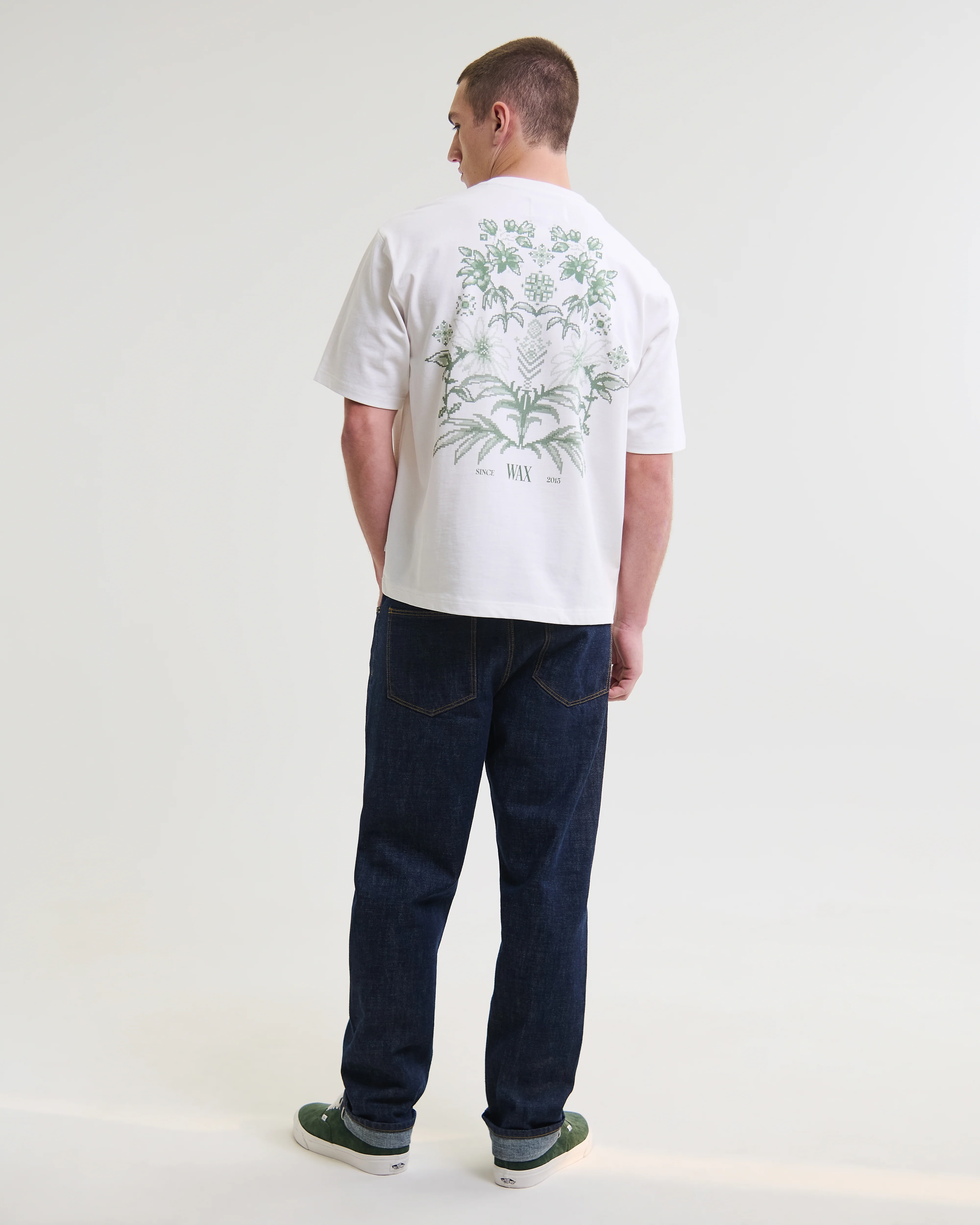 Milton - White And Green Botanical Graphic Cotton T-Shirt - Image 6