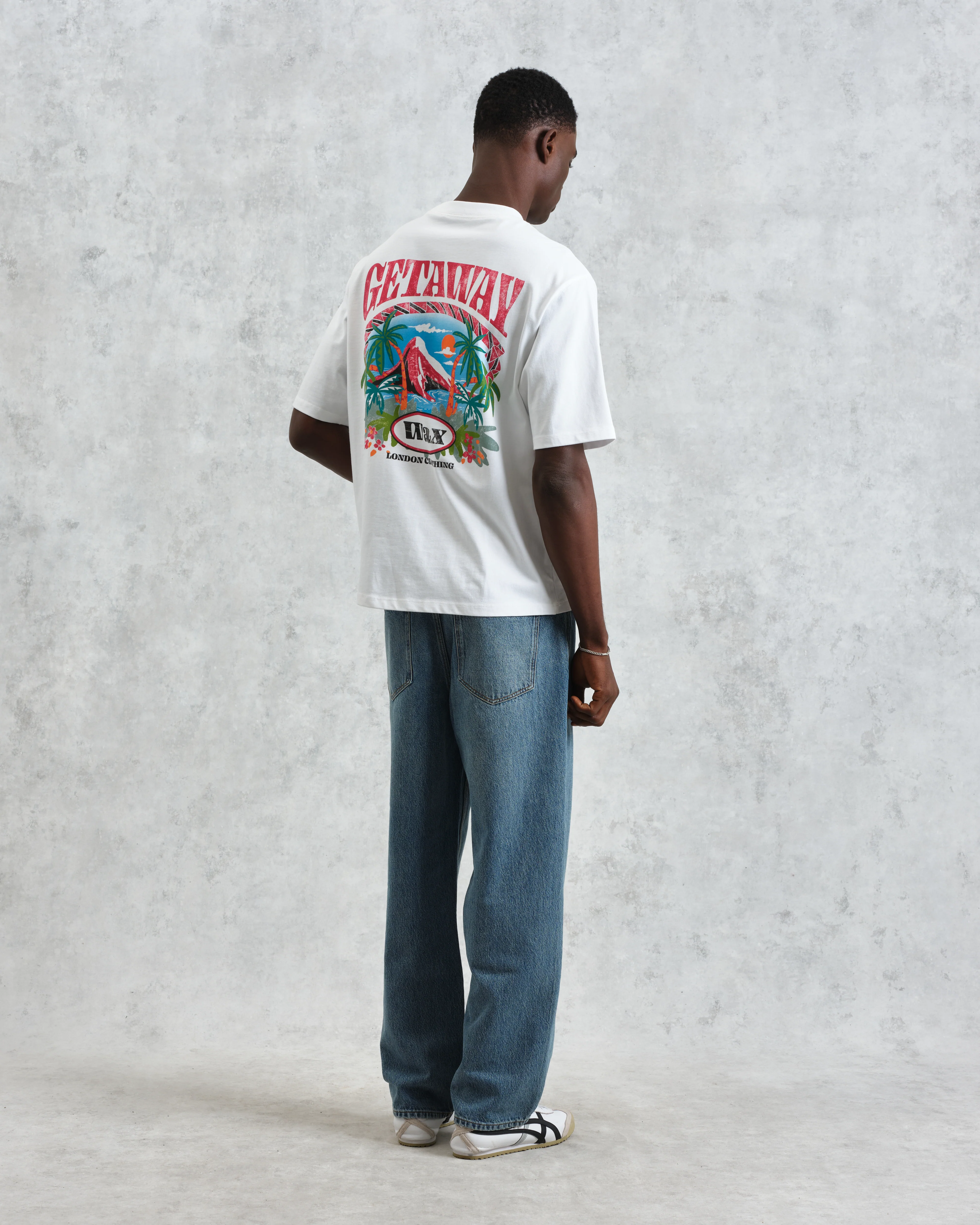 Milton - White Getaway Graphic Cotton T-Shirt - Image 8
