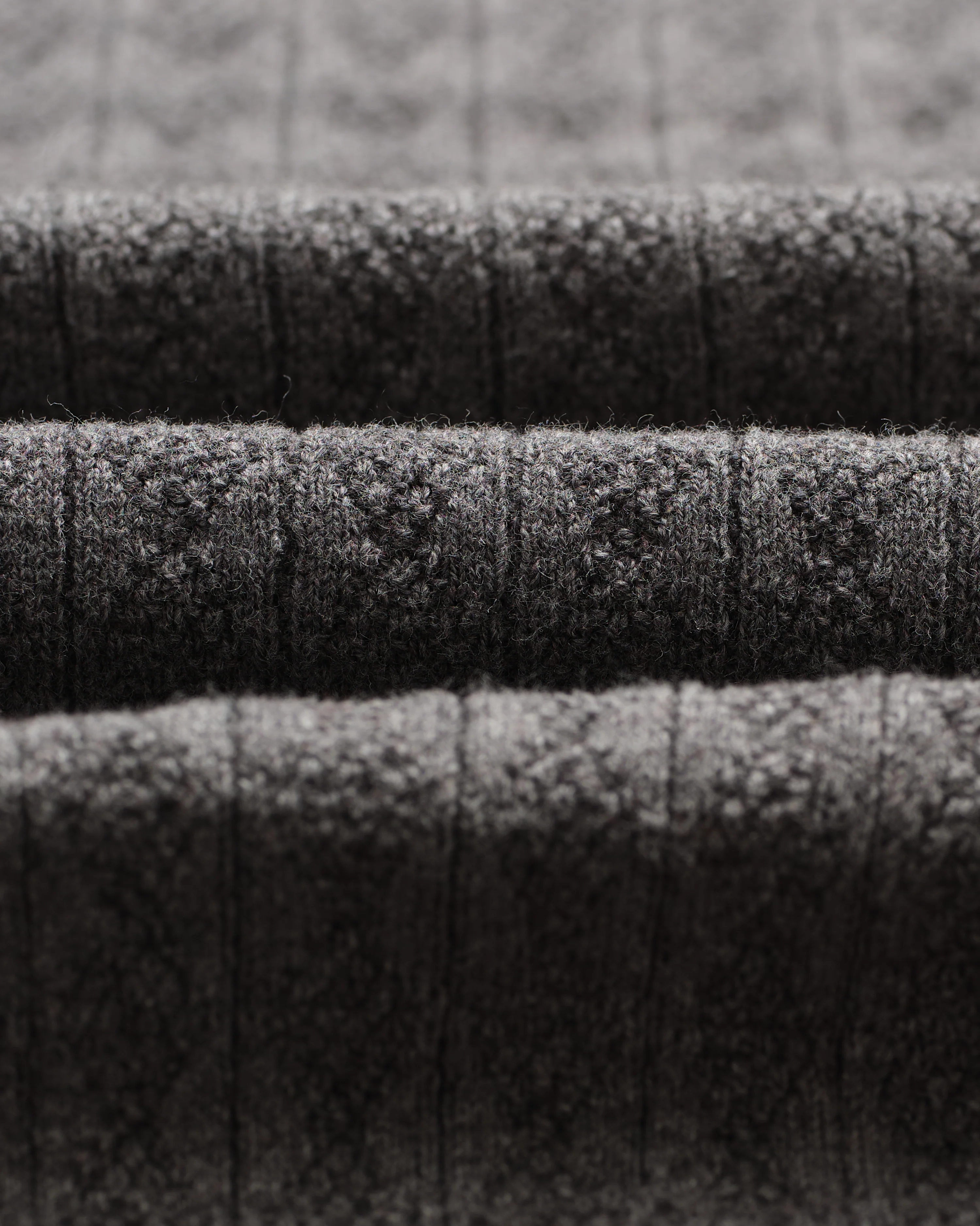 Naples - Grey Marl Diamond Stripe Knitted Polo - Image 4
