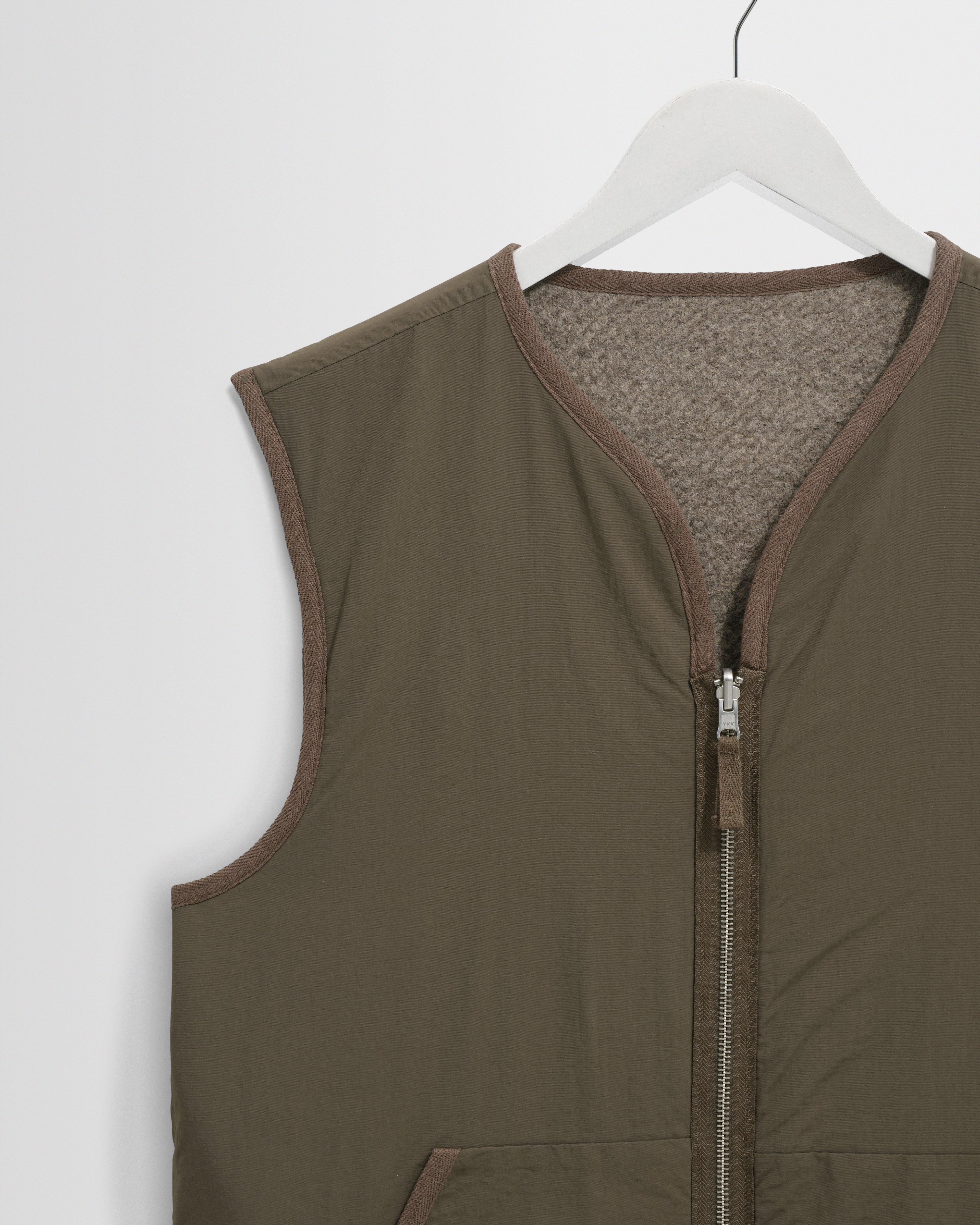 Paragon - Natural Reversible Nylon And Wool Gilet - Image 11