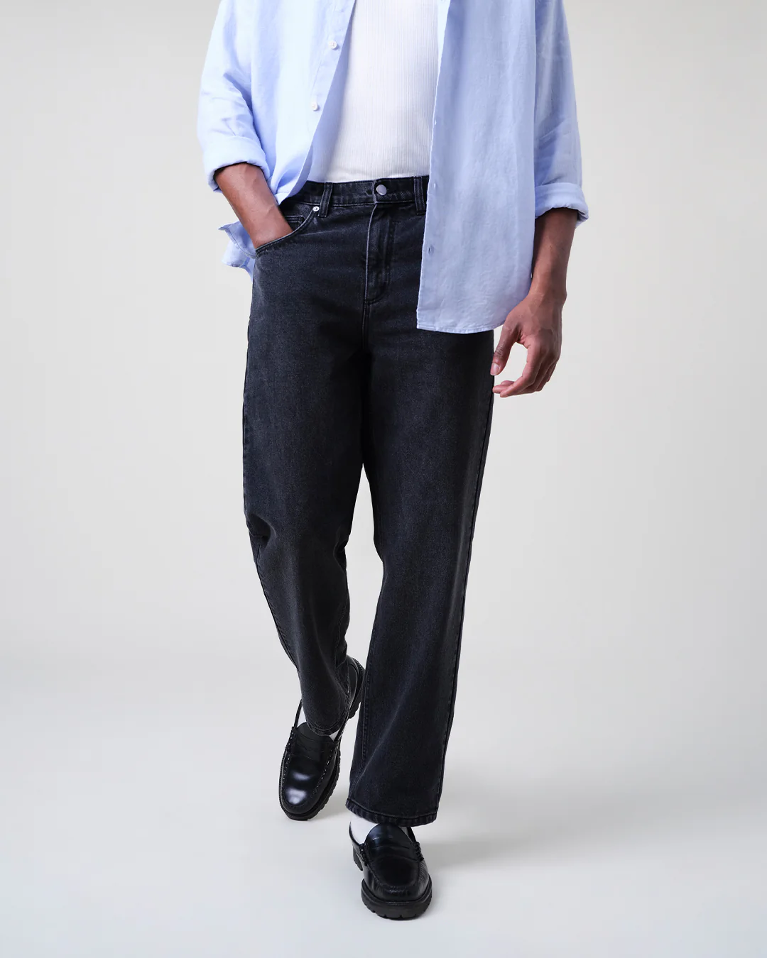 Russell - Washed Black Straight Fit Denim Jeans - Image 3