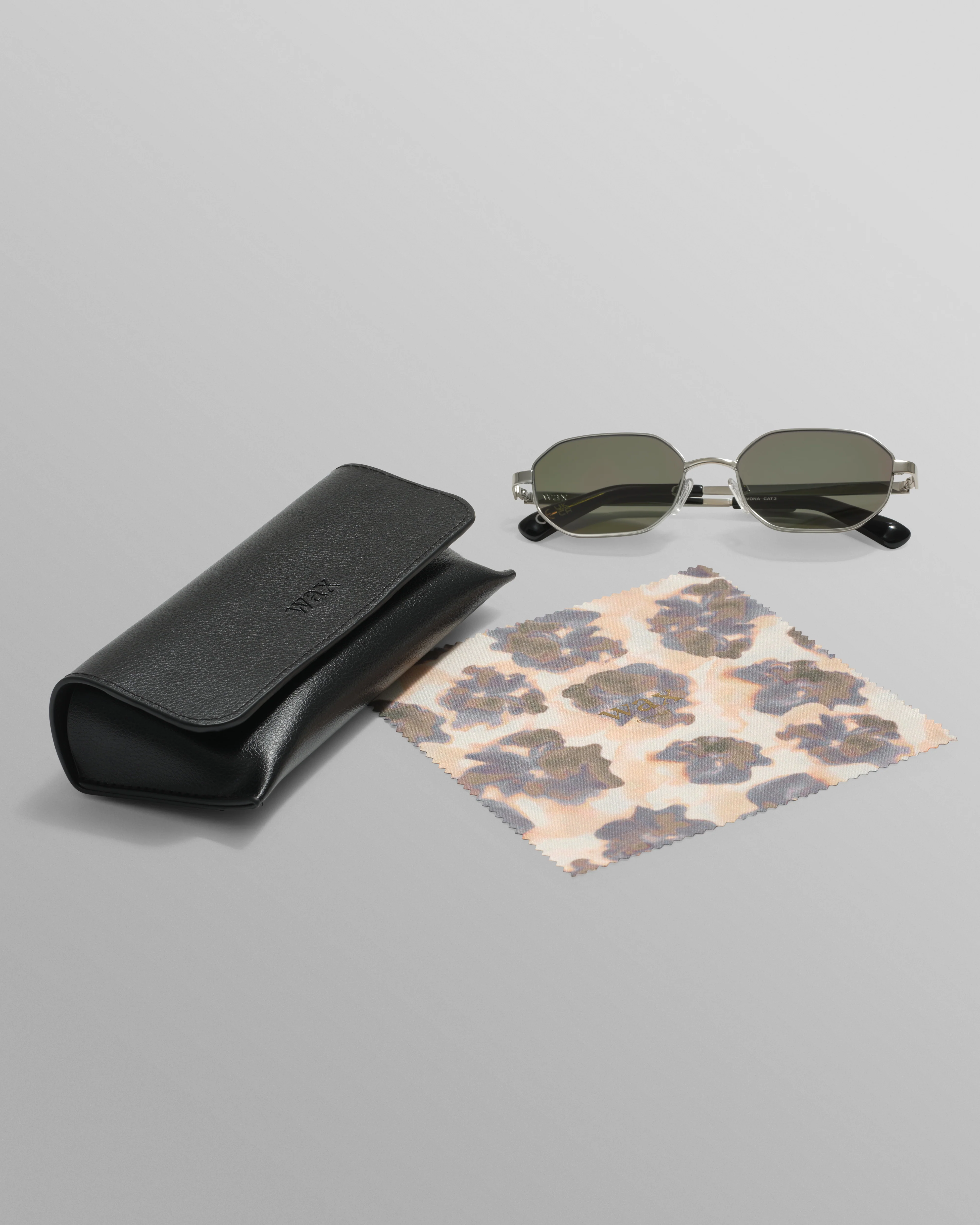 Savona - Silver Metal Rectangular Sunglasses - Image 8