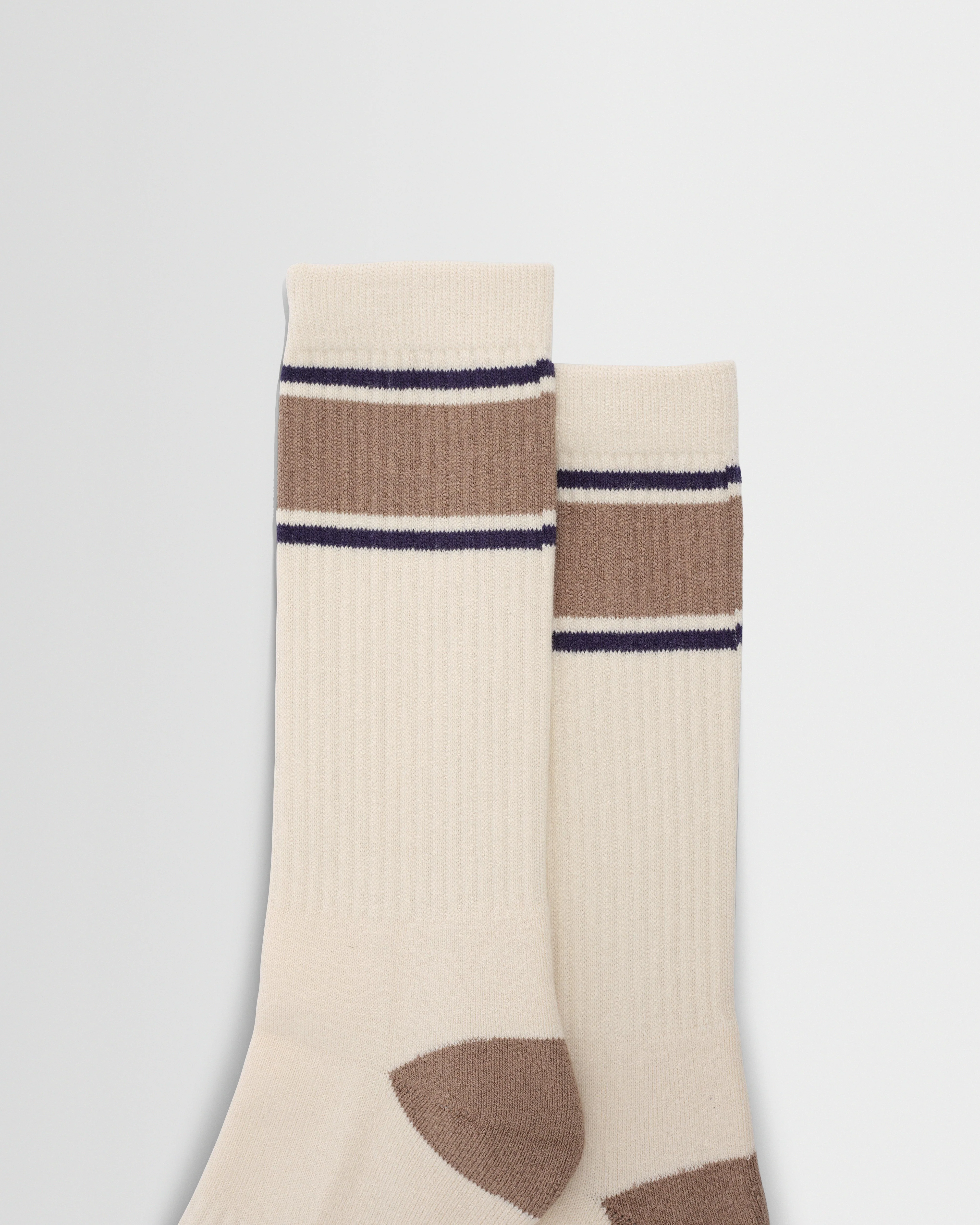 Thorpe - Ecru And Beige Running Stripe Sports Sock - Image 2